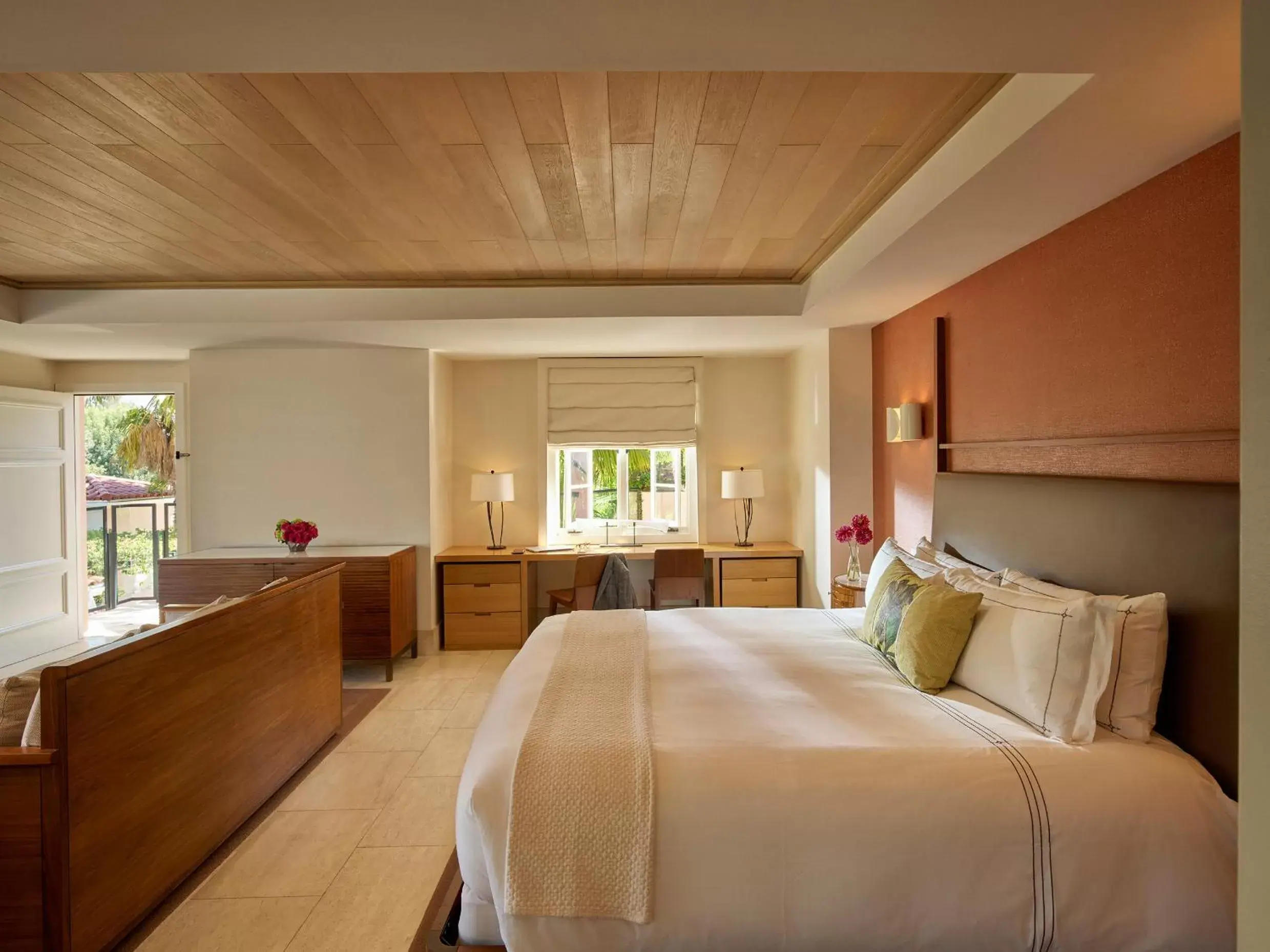 Bed in Hotel Bel-Air - Dorchester Collection