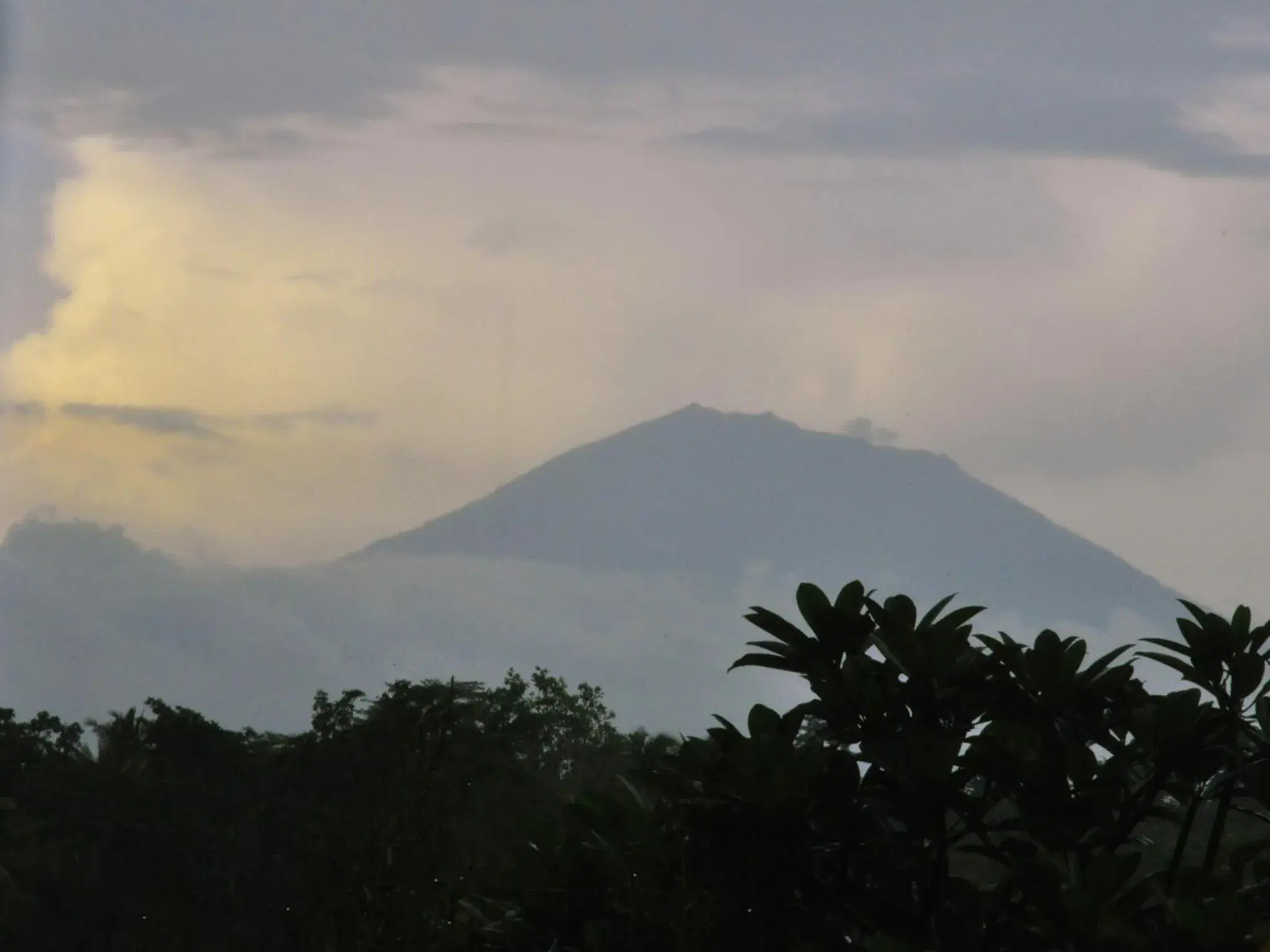 View (from property/room), Mountain View in Hotel Bunga Permai