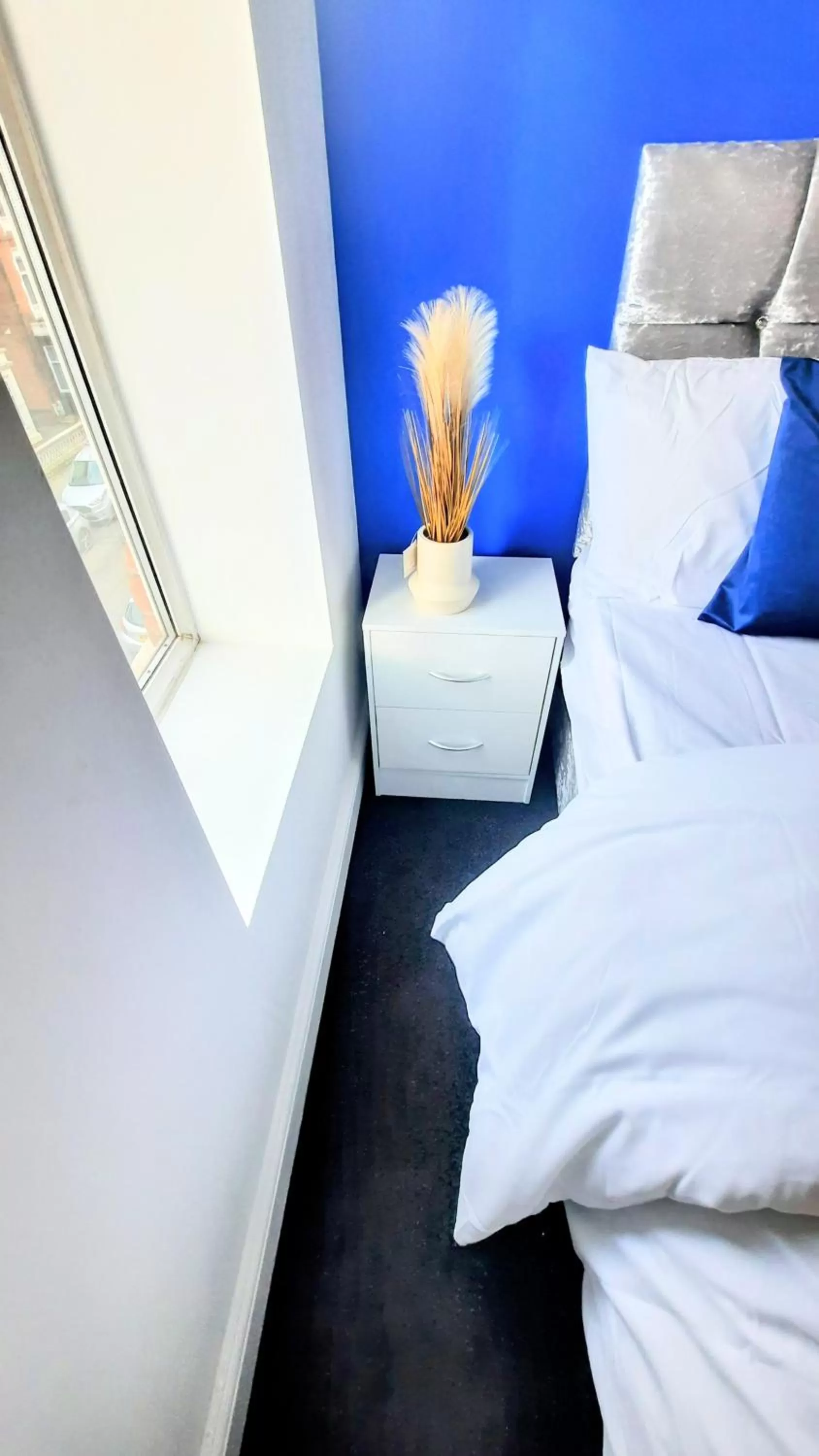 Bed in Burford Road - Stay. Sleep. Rest.