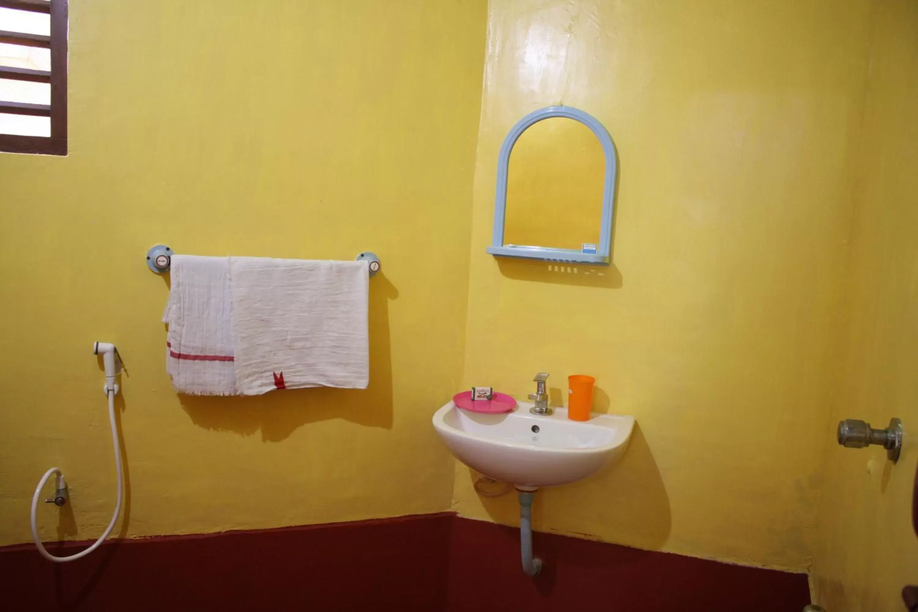 Large Twin Room in Sukriti beach Resort Large Twin Room in Sukriti beach Resort