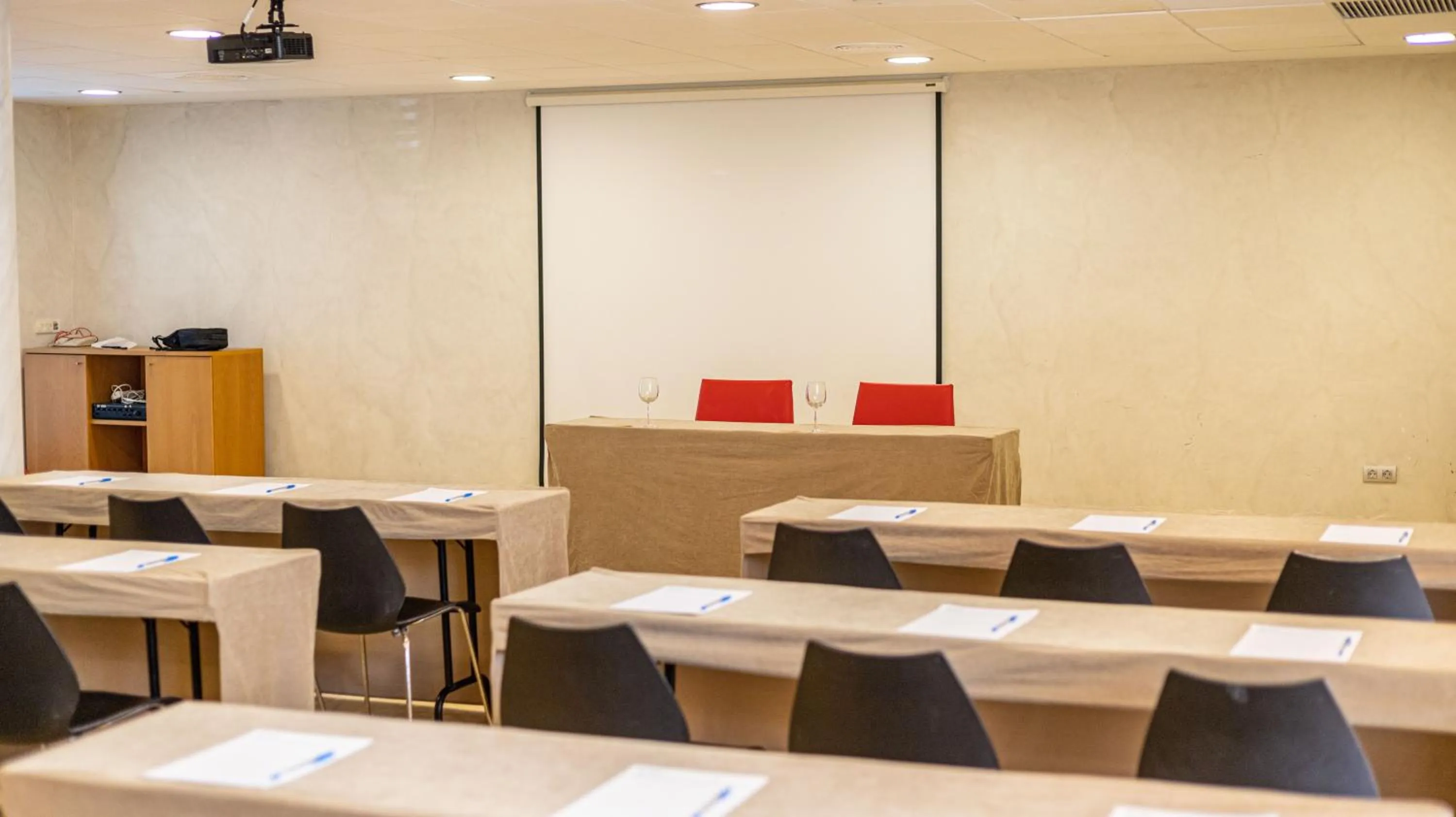 Meeting/conference room in Seth Port Ciutadella