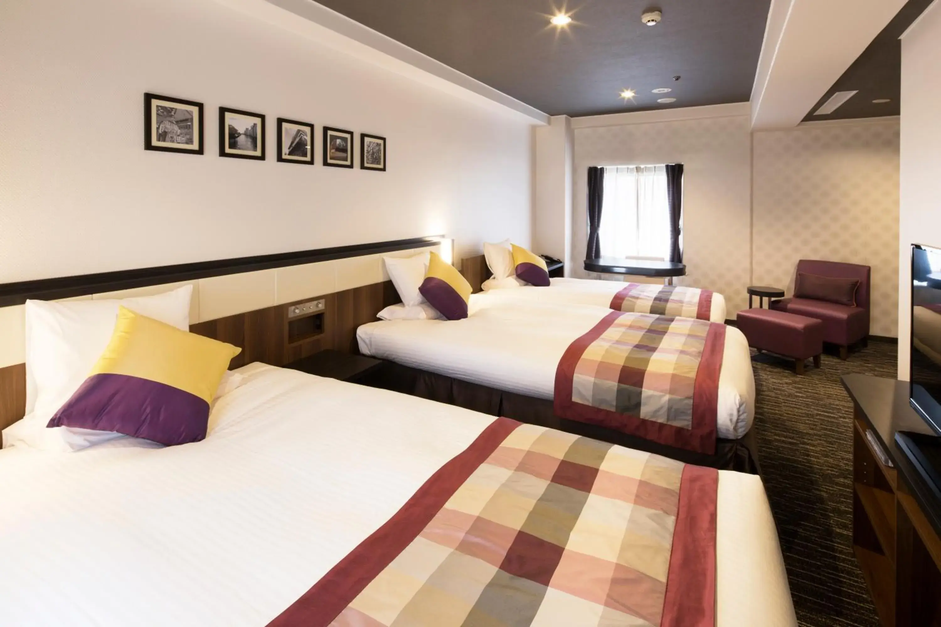 Bed in HOTEL MYSTAYS Shinsaibashi