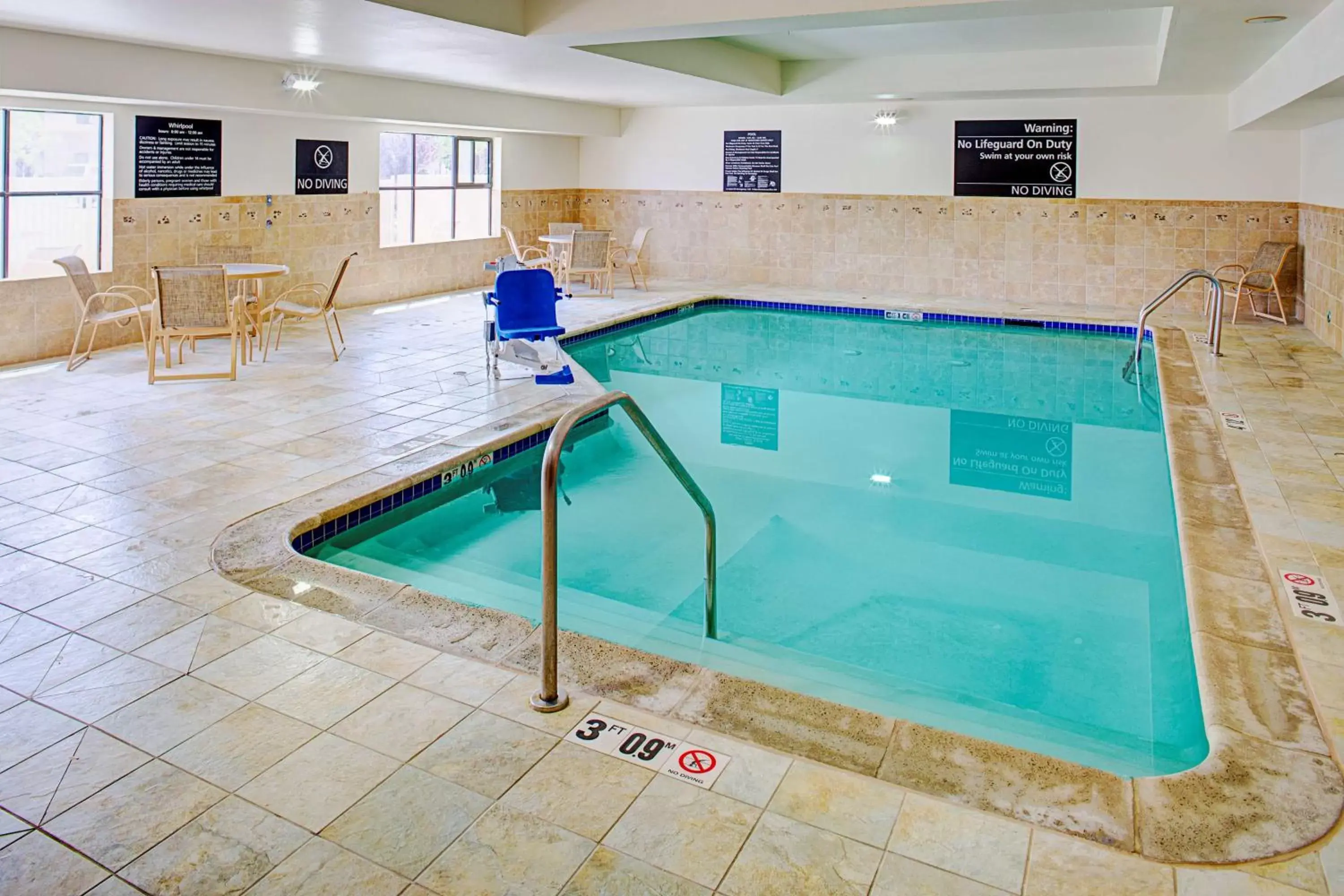 Pool view, Swimming Pool in Hampton Inn & Suites Lancaster