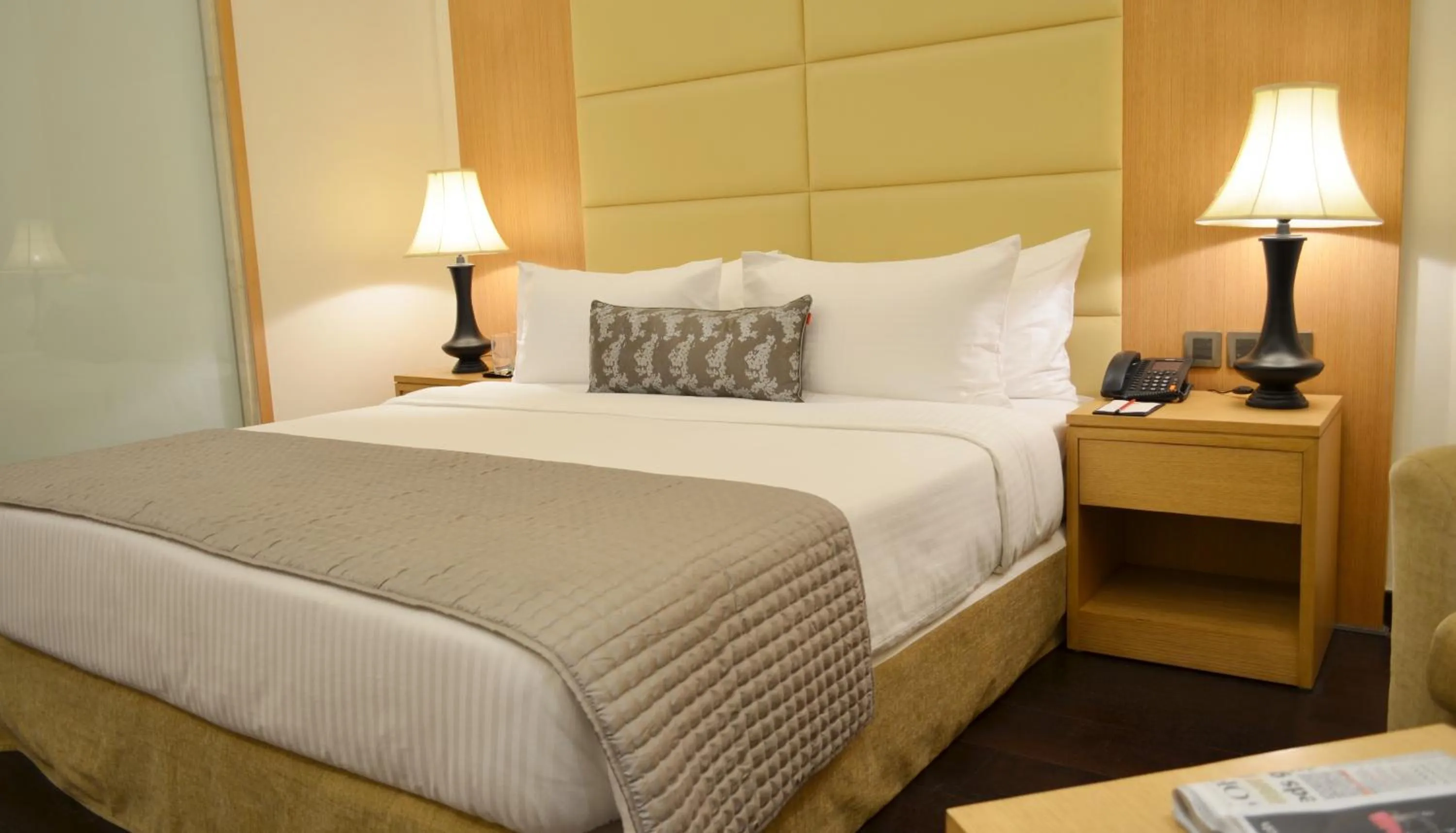 Bedroom, Bed in The Umrao