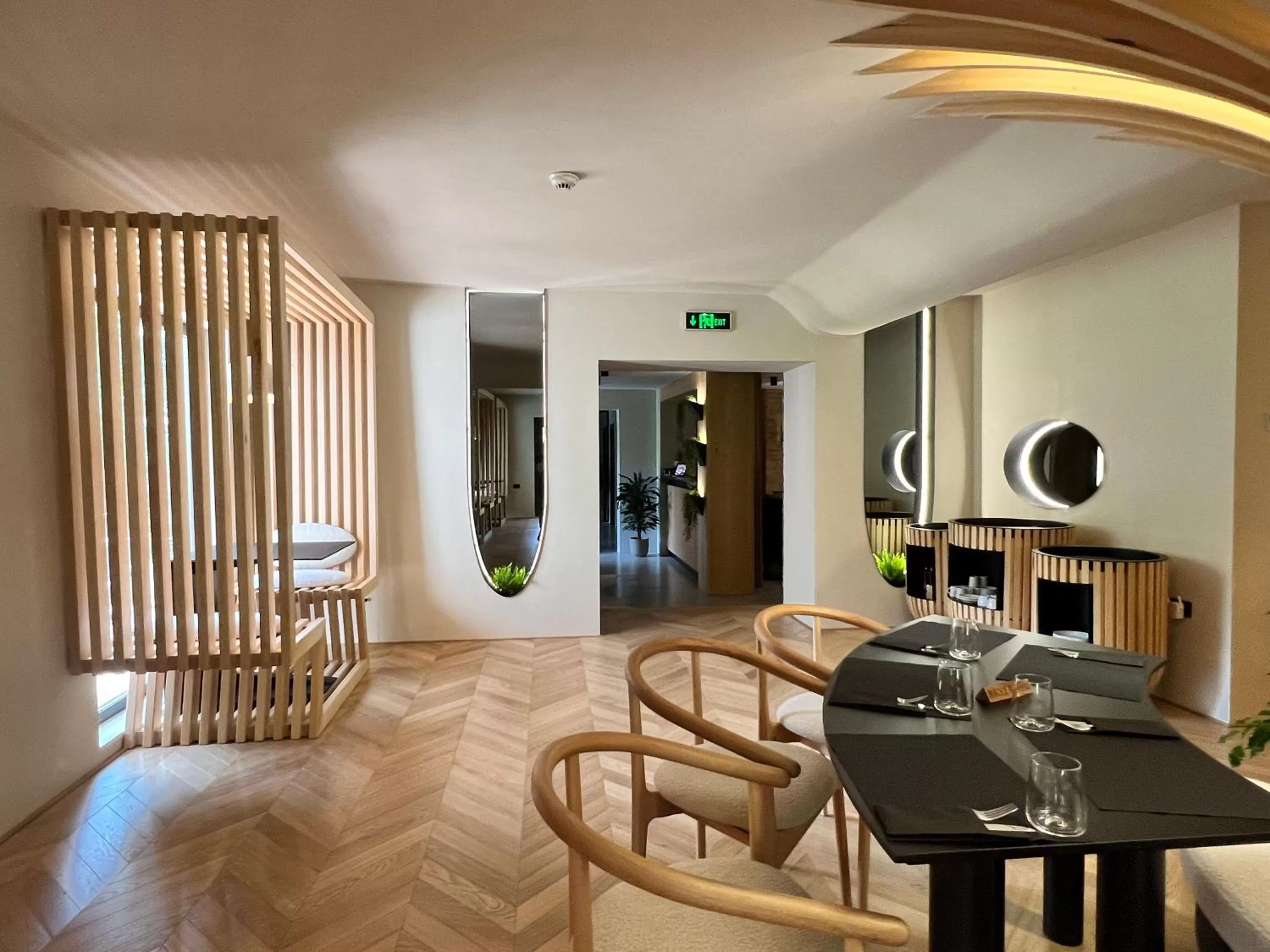 Seating Area in Garden Retreat Junior