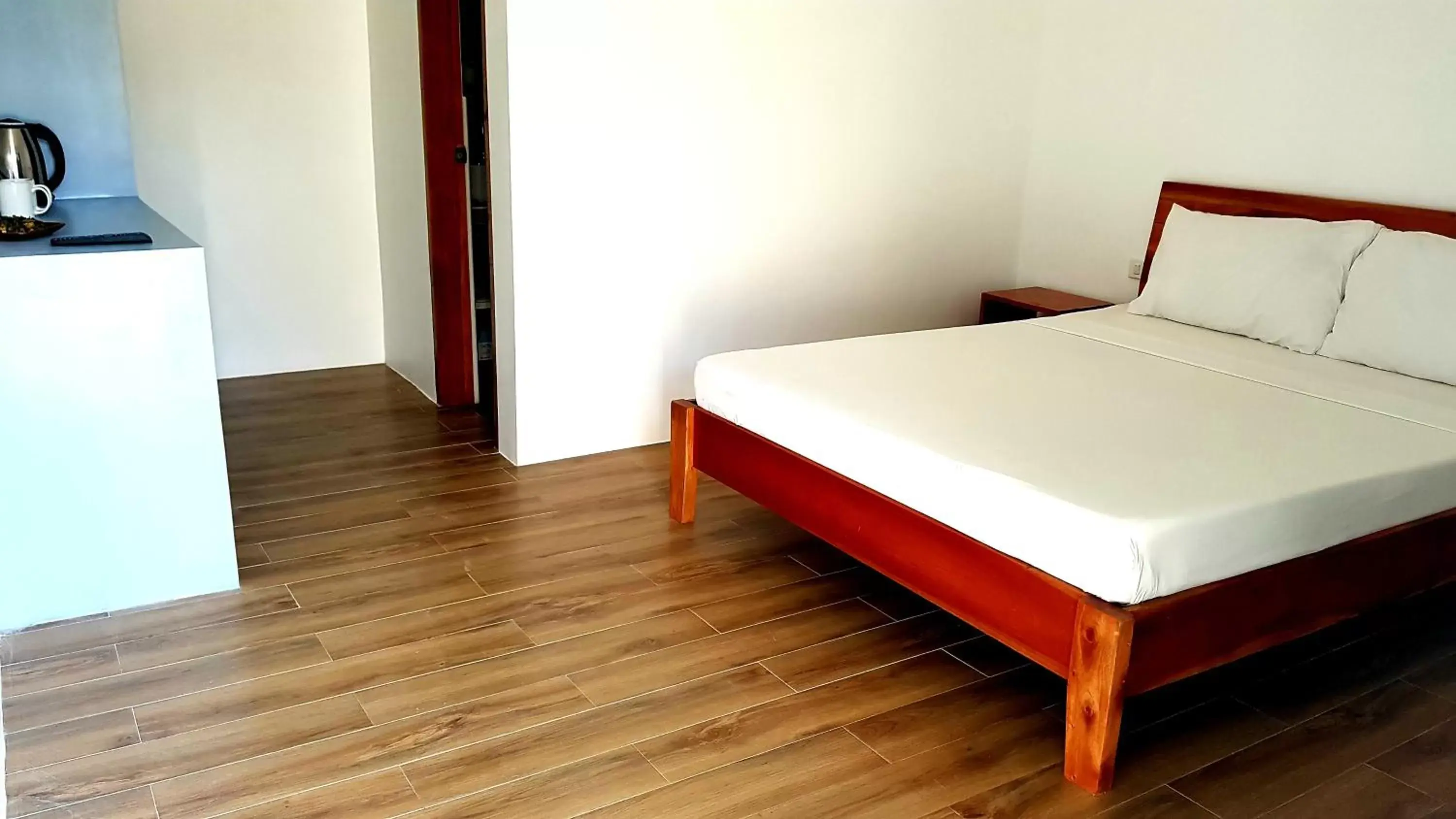 Bed in Positano Alona Beach Panglao Bed in Positano Alona Beach Panglao