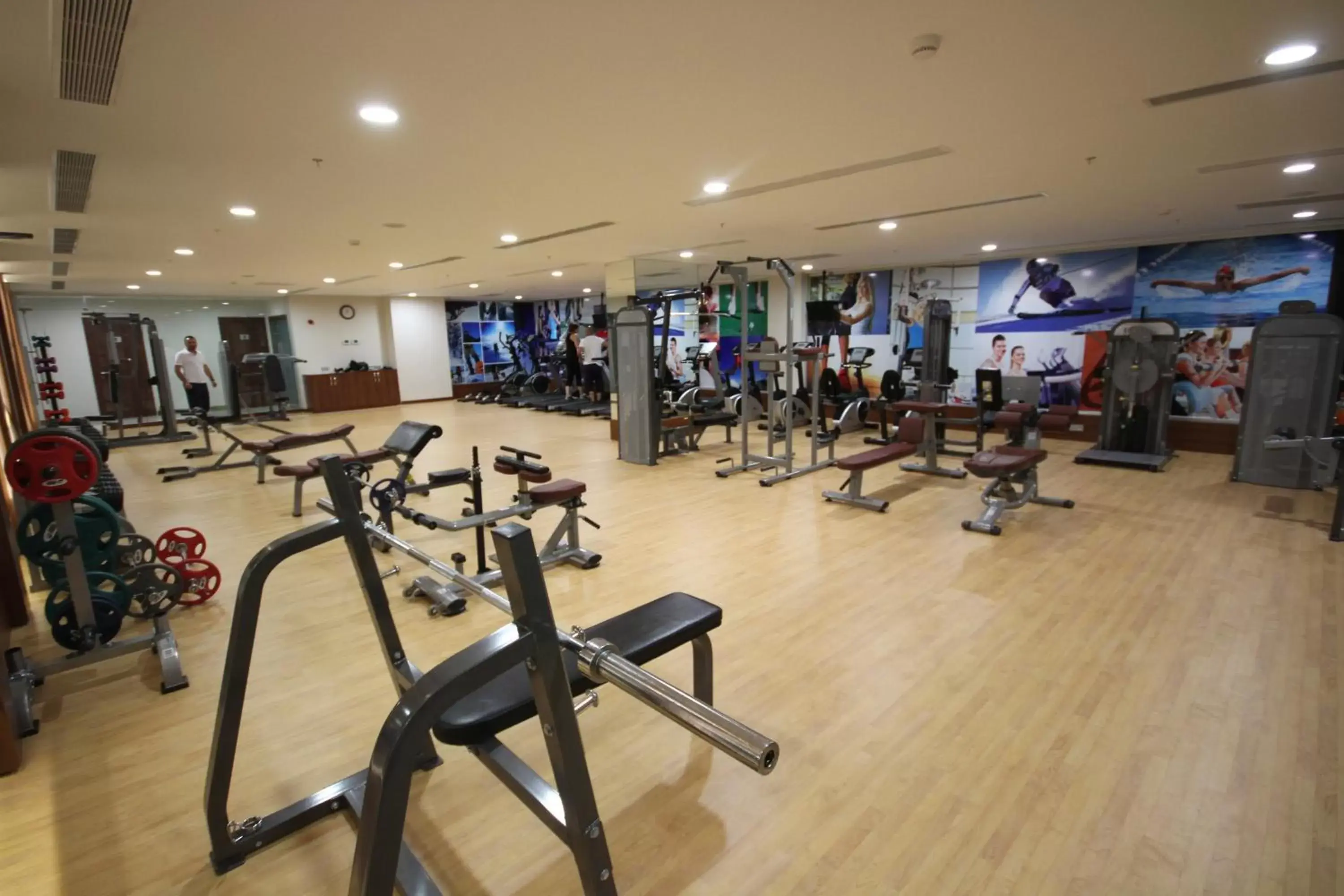 Fitness centre/facilities, Fitness Center/Facilities in Ramada Plaza Altin Kayisi Hotel