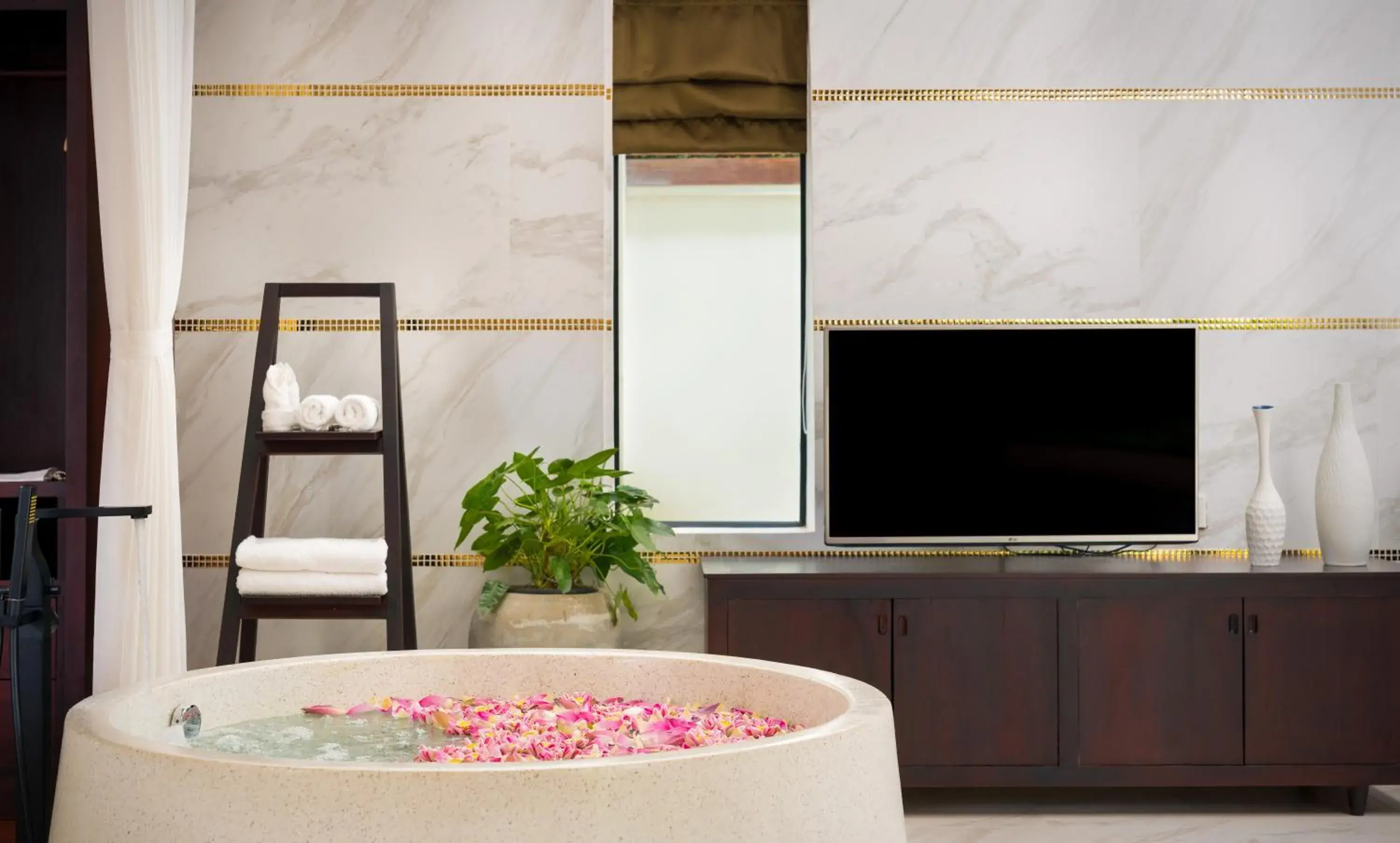 Bath, TV/Entertainment Center in The Embassy Angkor Resort & Spa