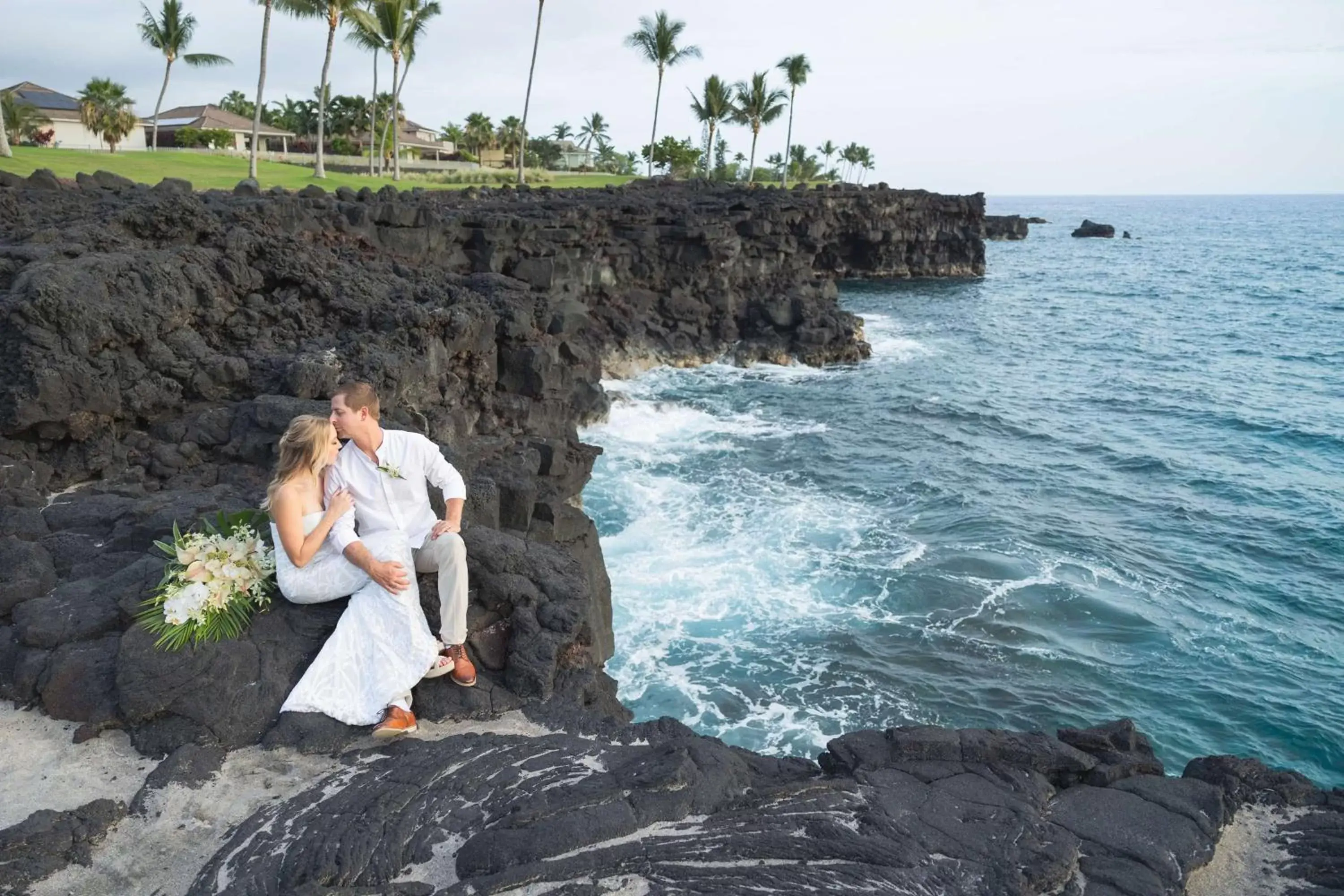 wedding in Outrigger Kona Resort and Spa