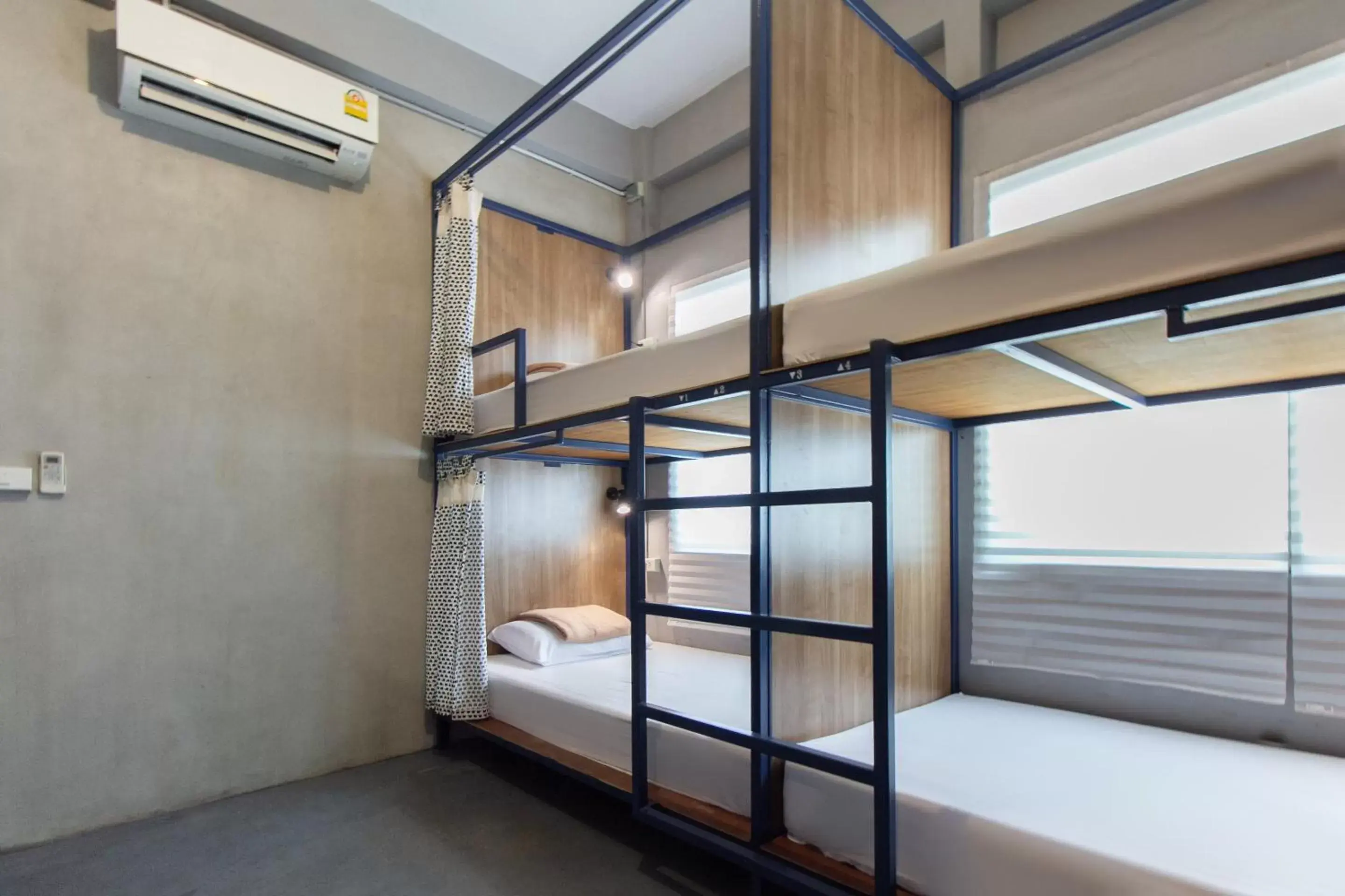 Bedroom in Hoft Hostel Bangkok