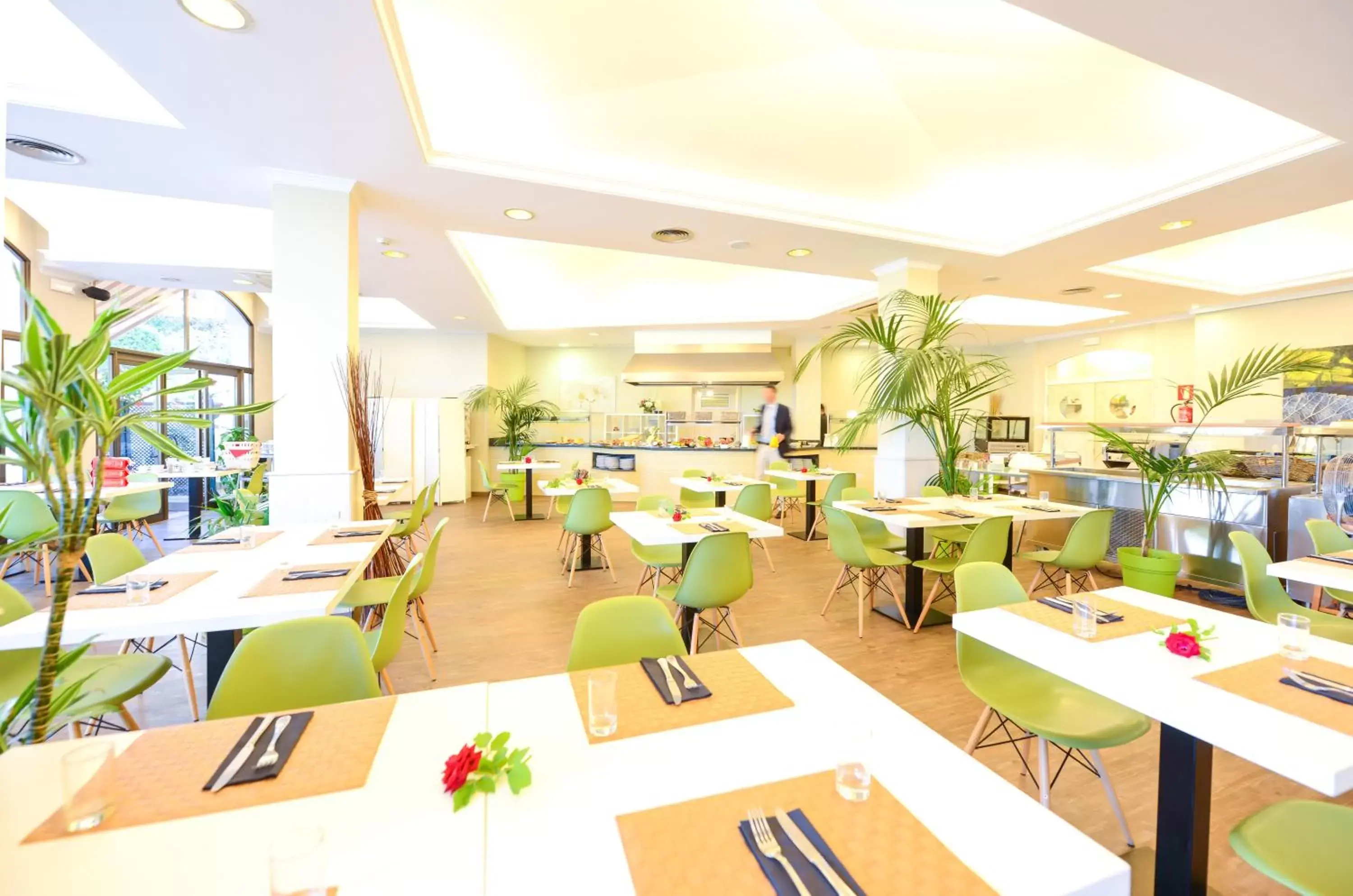 Restaurant/Places to Eat in Aparthotel Ona Cala Pi Club