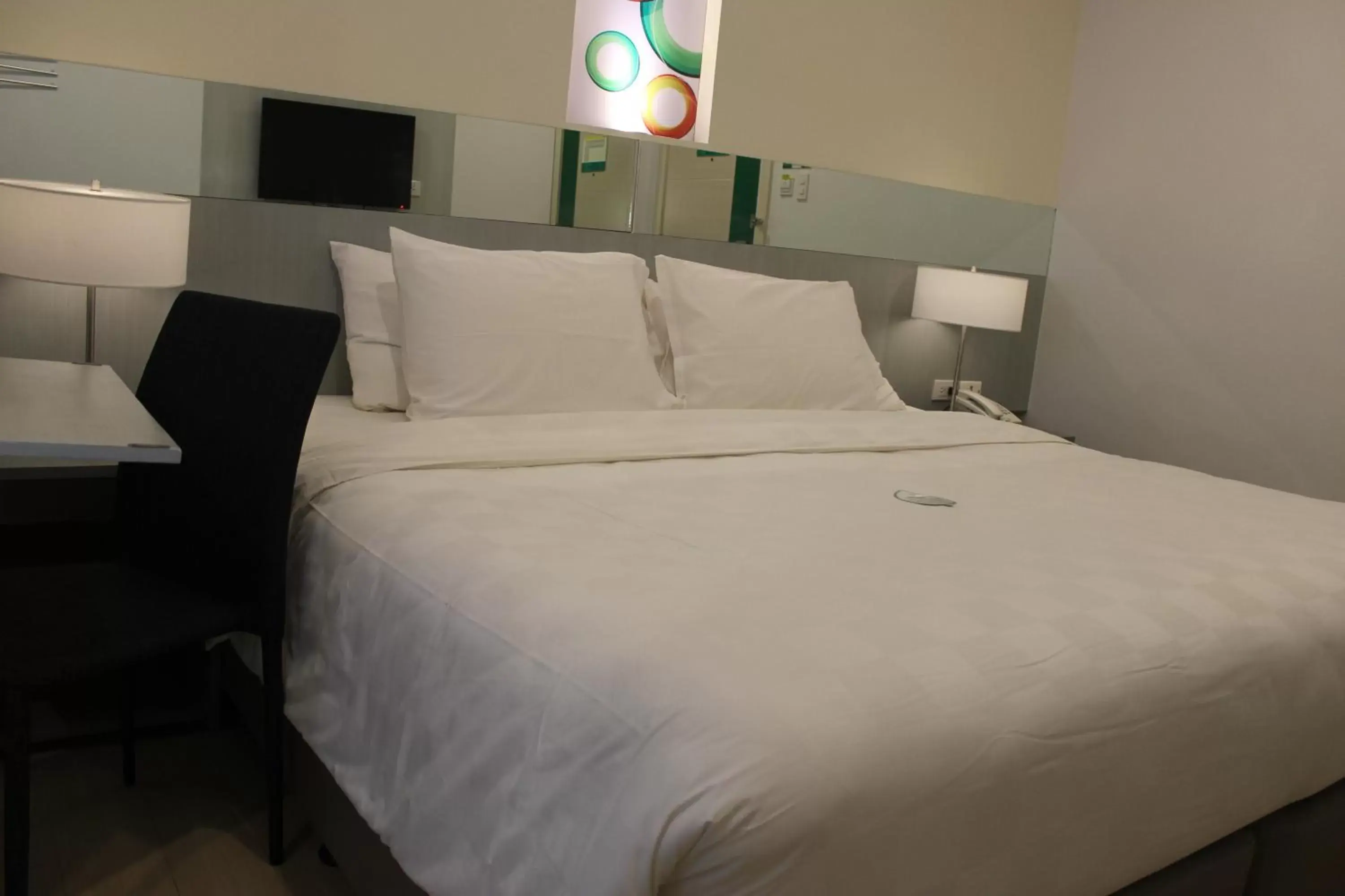 Photo of the whole room, Bed in Go Hotels Butuan Photo of the whole room, Bed in Go Hotels Butuan