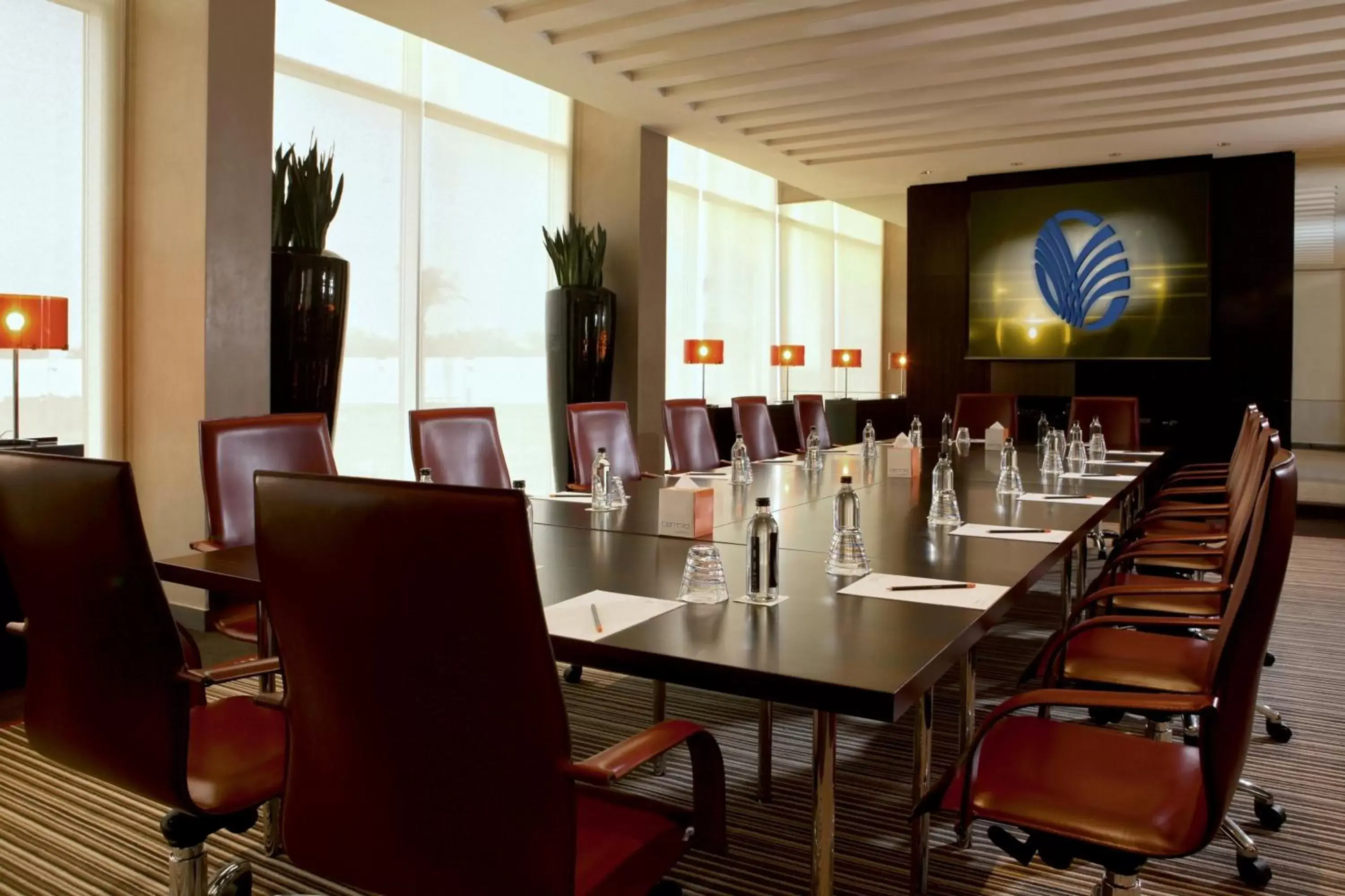 Business facilities in Centro Sharjah - by Rotana