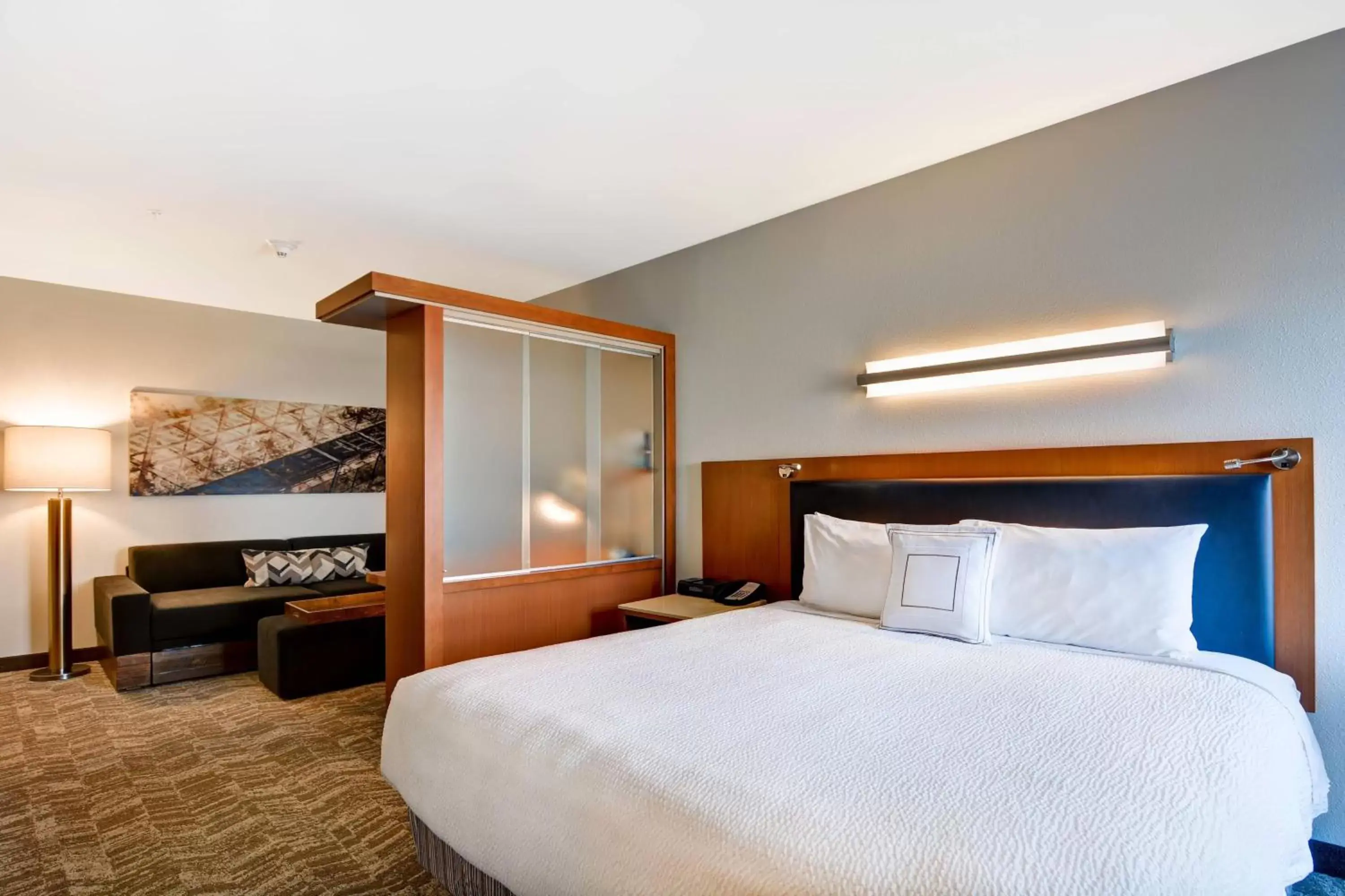 Bedroom, Bed in SpringHill Suites Denver at Anschutz Medical Campus