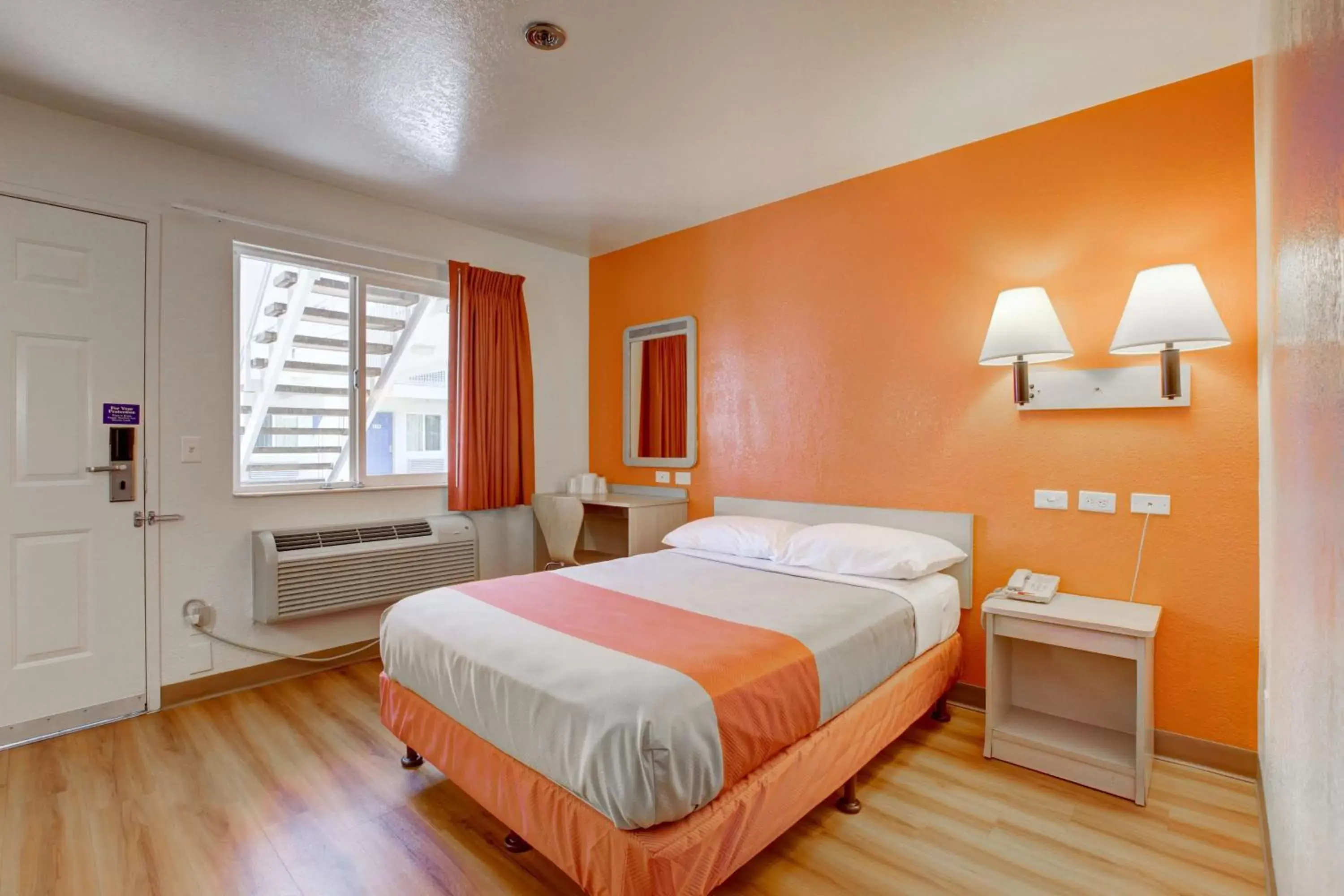 Bedroom, Bed in Motel 6-Westminster, CA - North