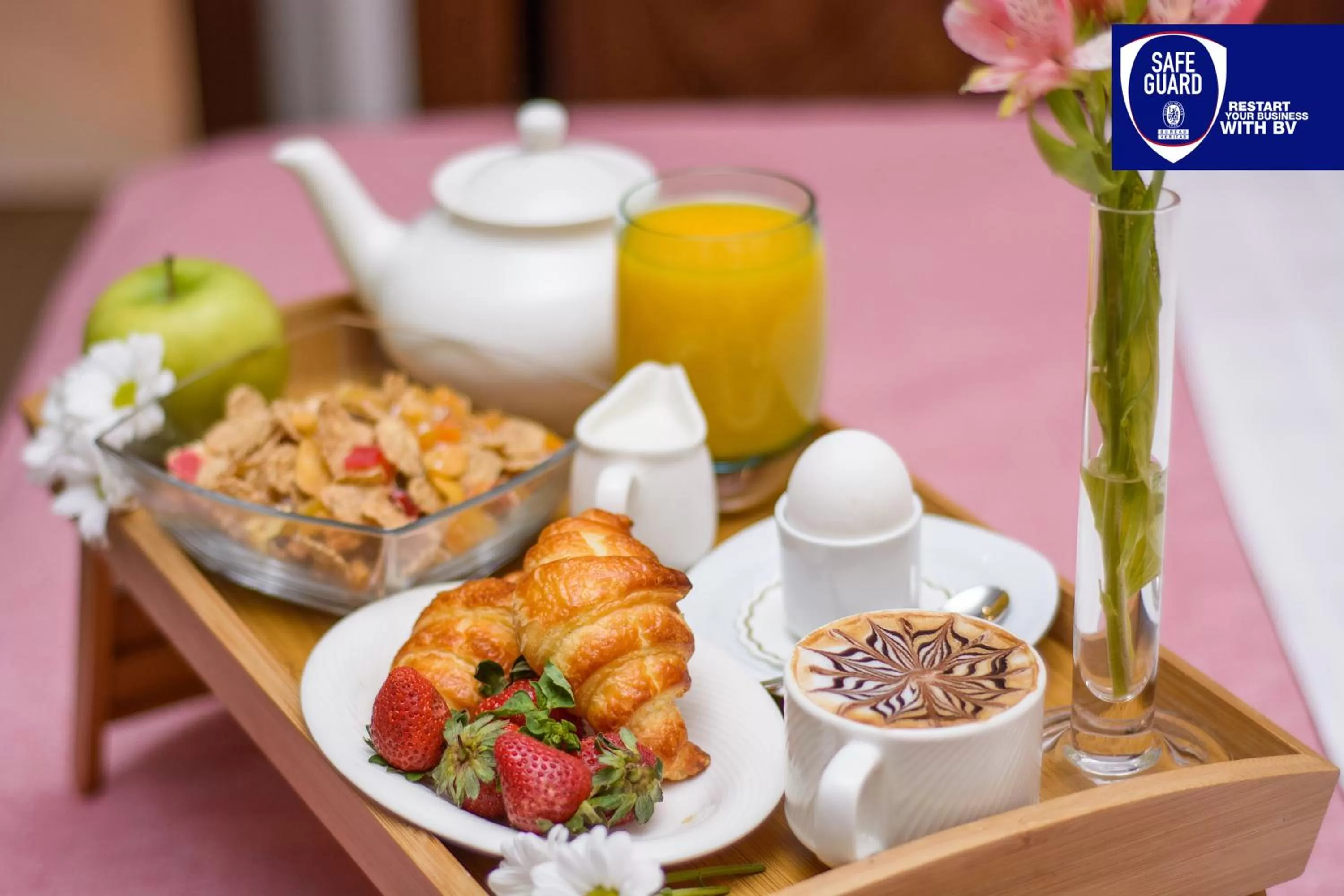 Breakfast in Tiflis Palace