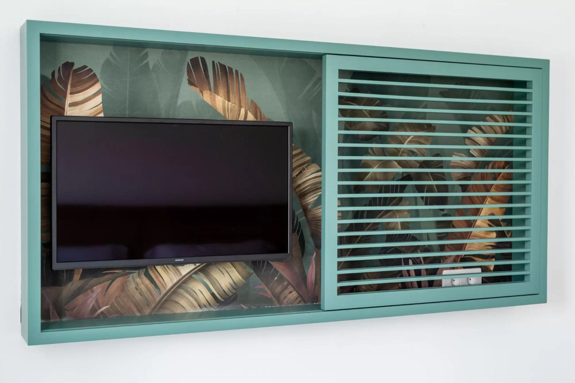 TV and multimedia in Nazaret Apartments