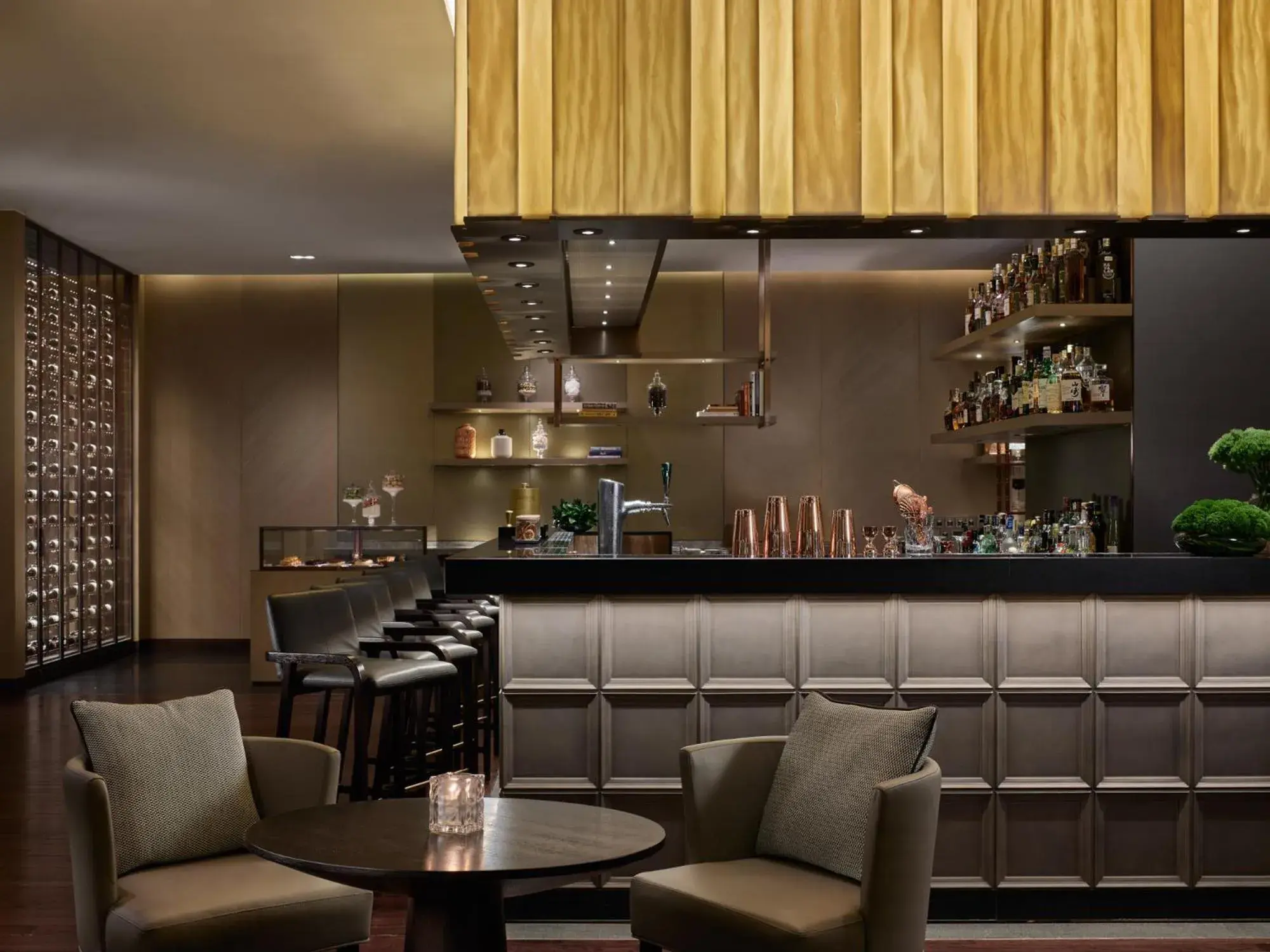 Lounge or bar in New World Saigon Hotel Lounge or bar in New World Saigon Hotel