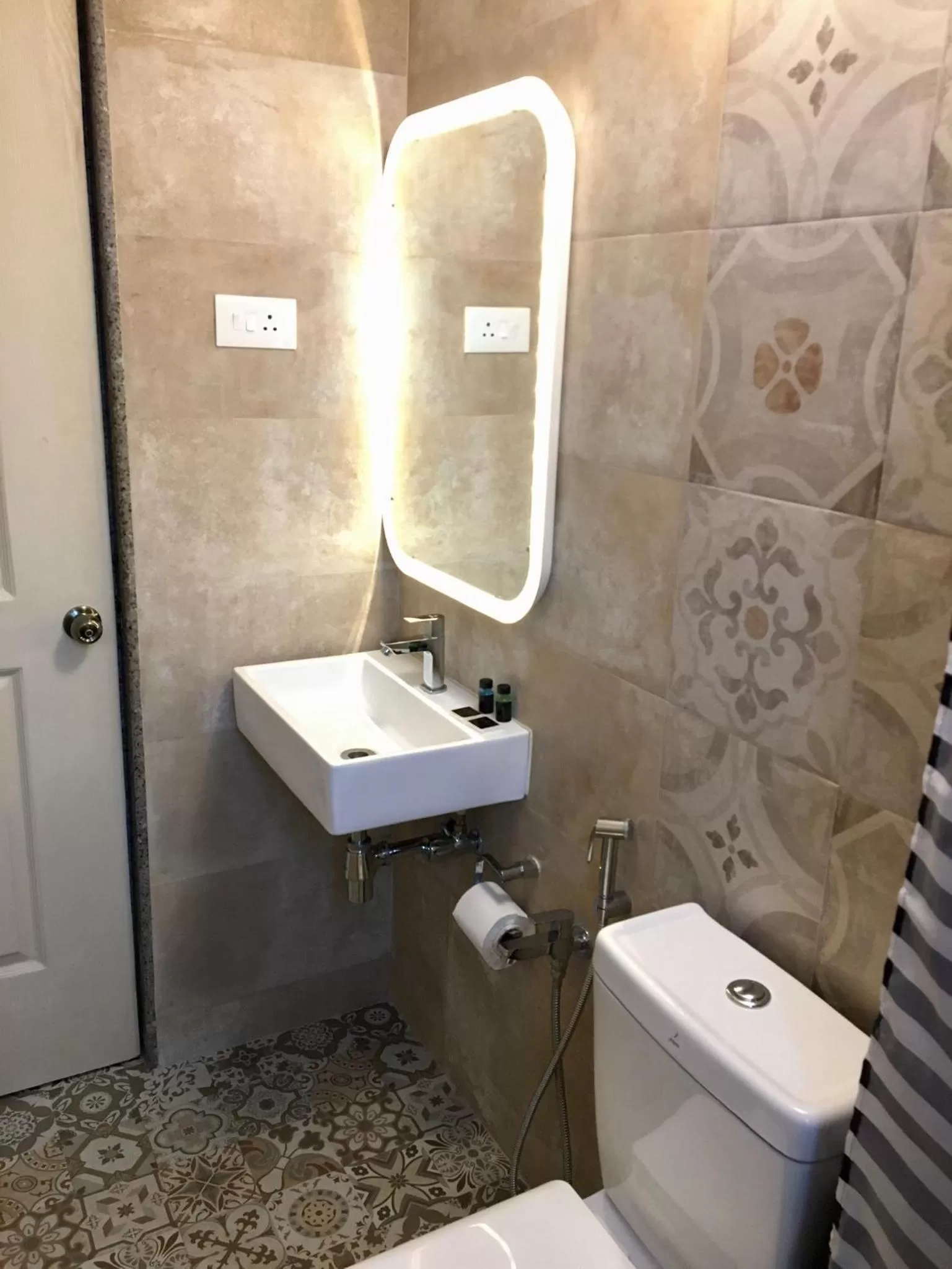 Bathroom in HALF Hotel, Calangute