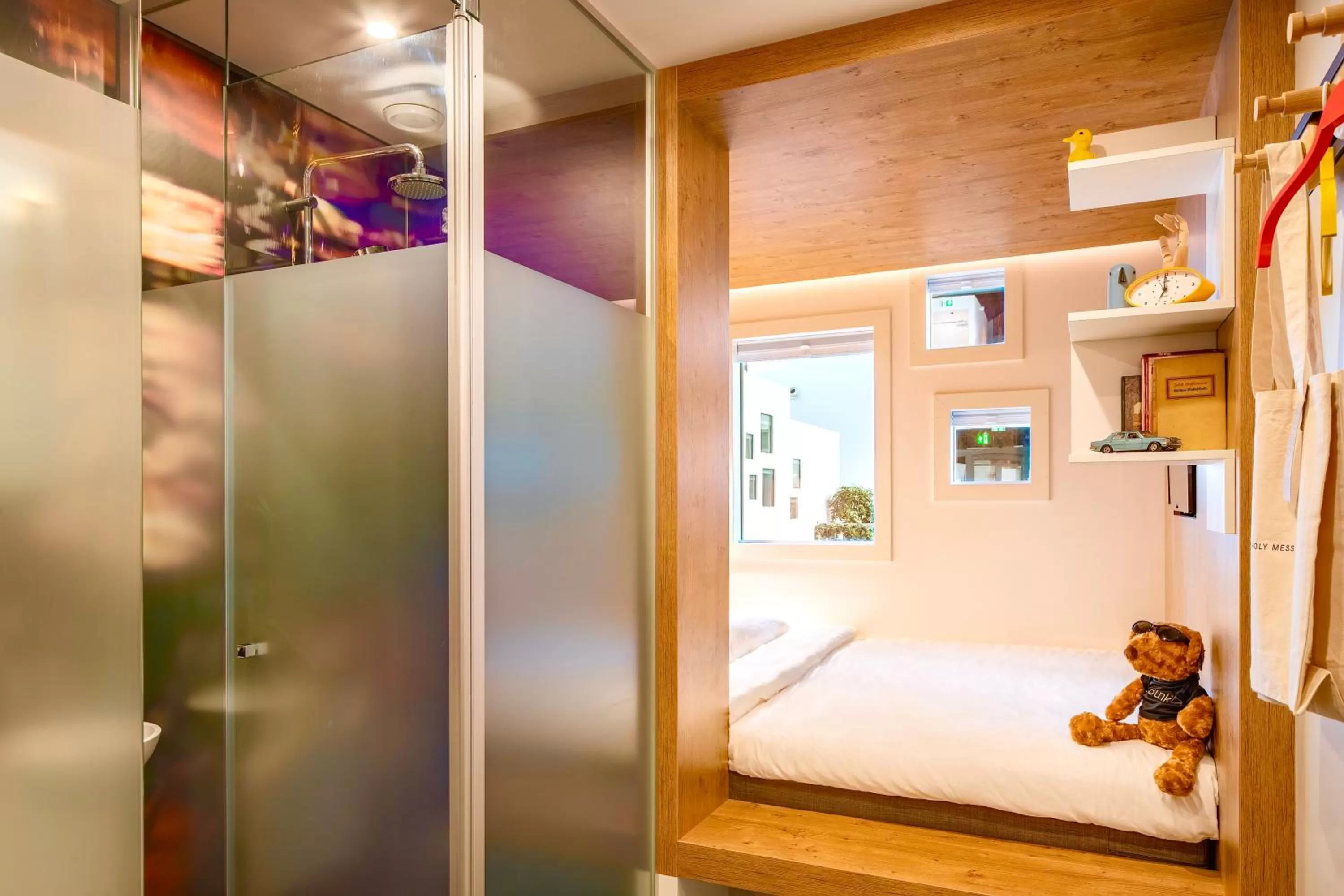 Shower in Bunk Hotel Amsterdam