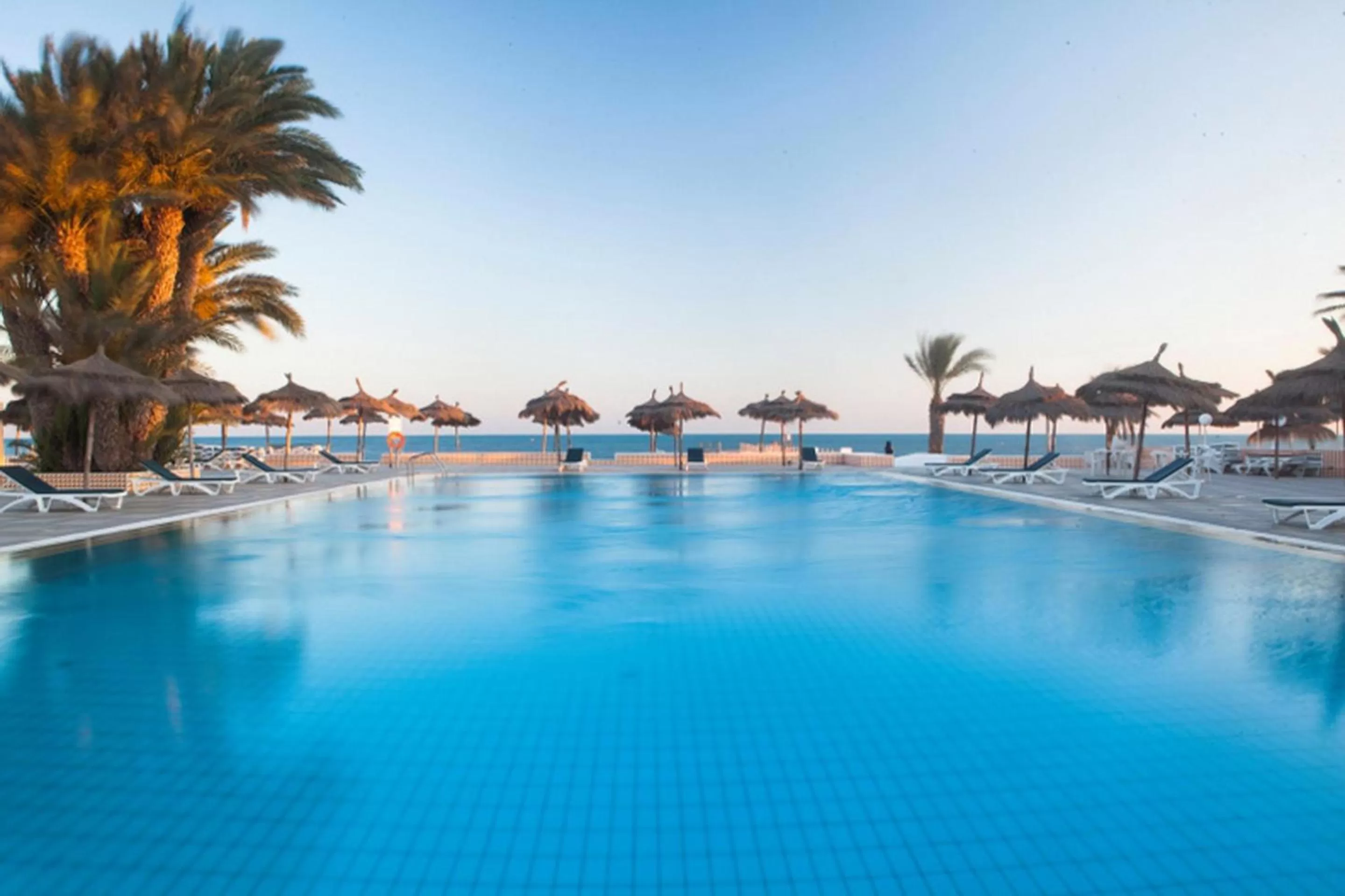 Swimming pool in El Mouradi Djerba Menzel