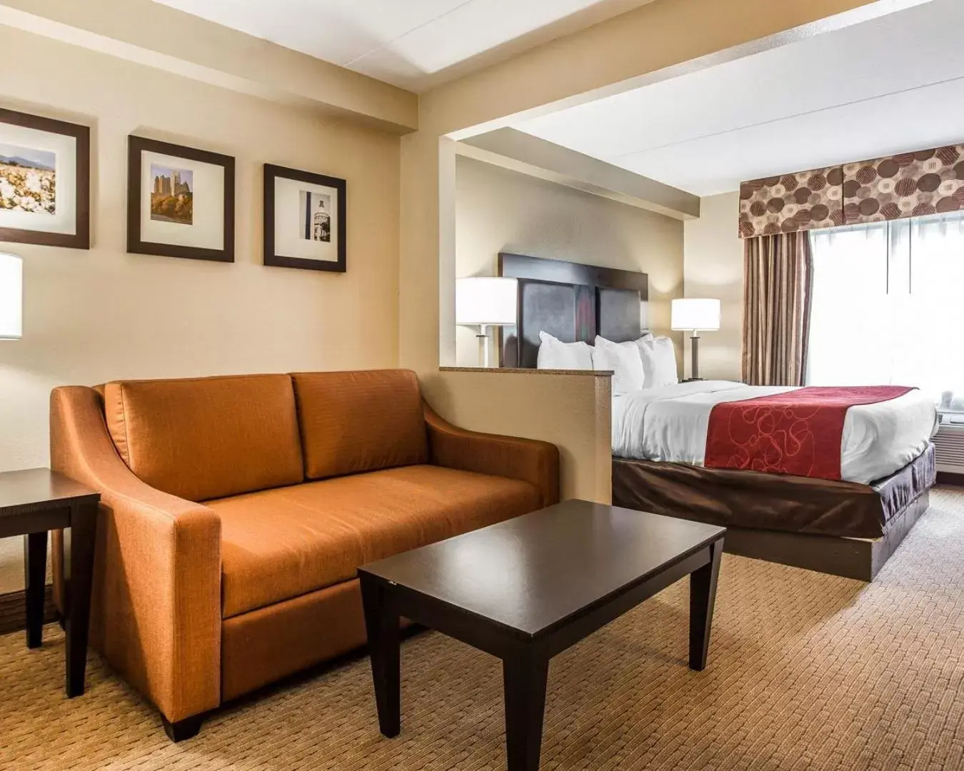 Day, Seating Area in Comfort Suites Morrow- Atlanta South