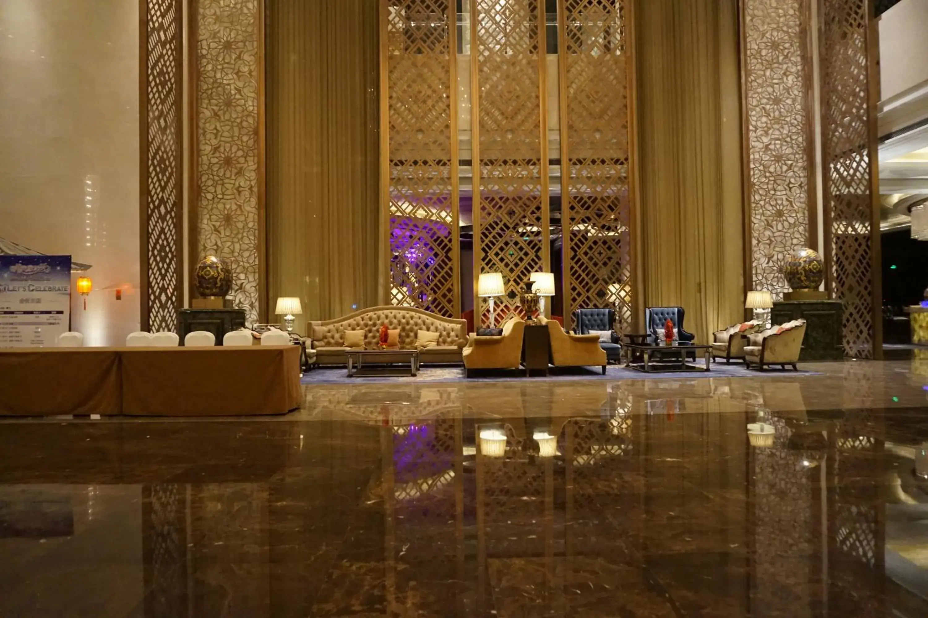Lobby or reception in Wanda Realm Harbin Hotel