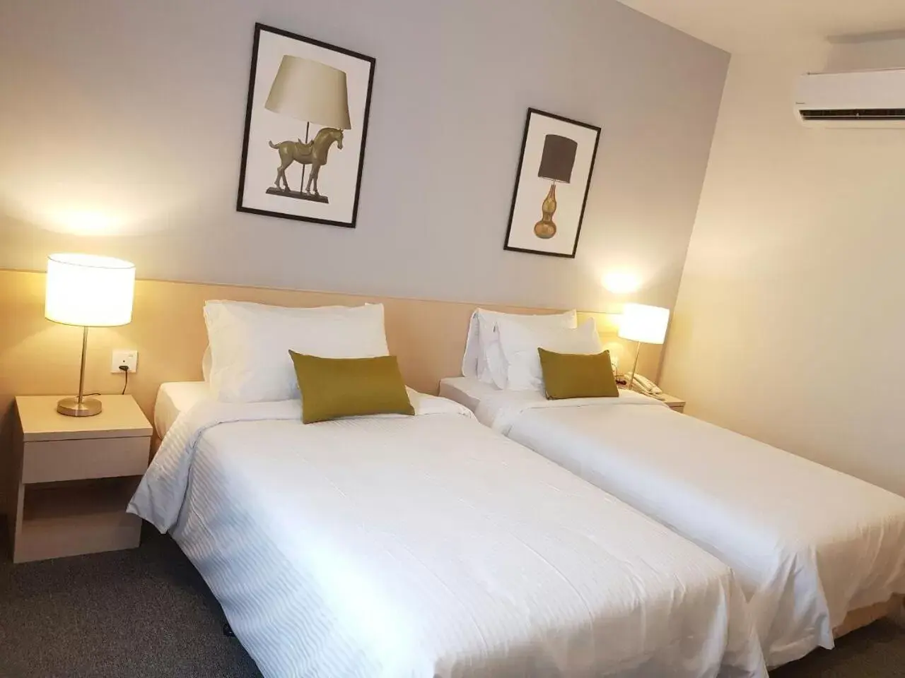 Bed in The View Hotel Bed in The View Hotel