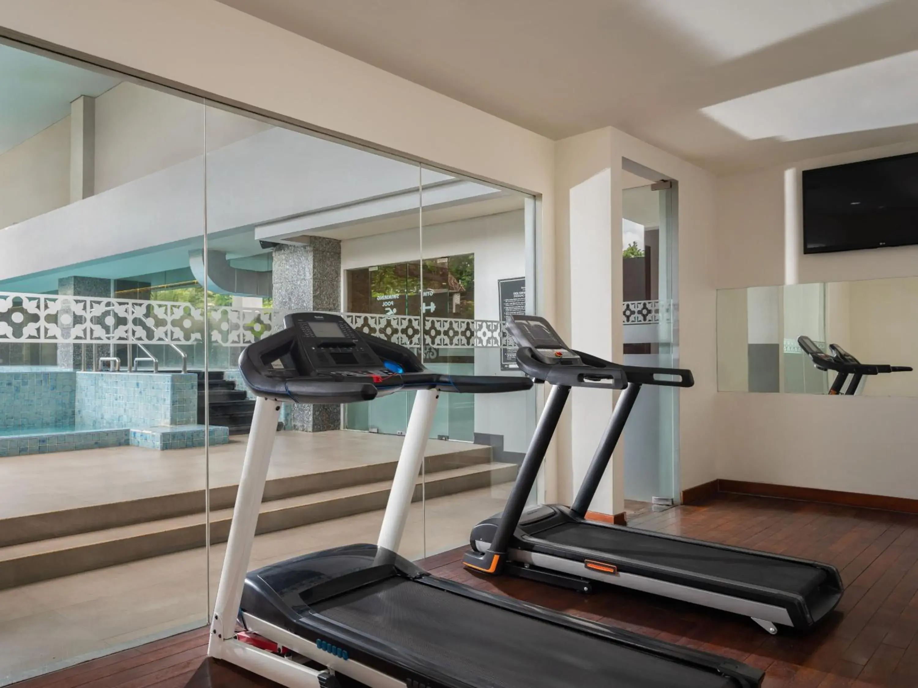 Fitness centre/facilities, Fitness Center/Facilities in Hotel Santika Premiere Gubeng