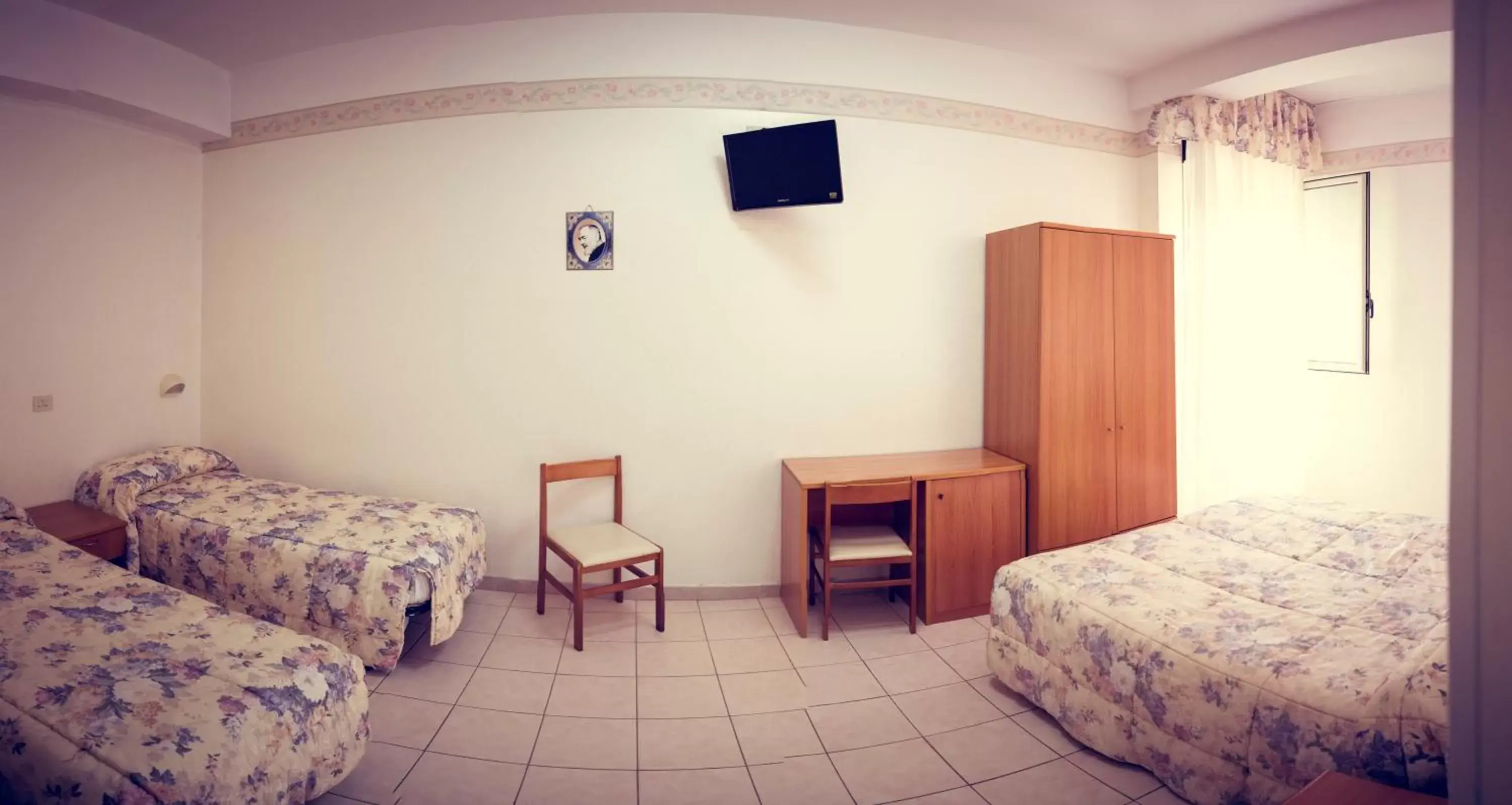 Photo of the whole room, Room Photo in Hotel Fini
