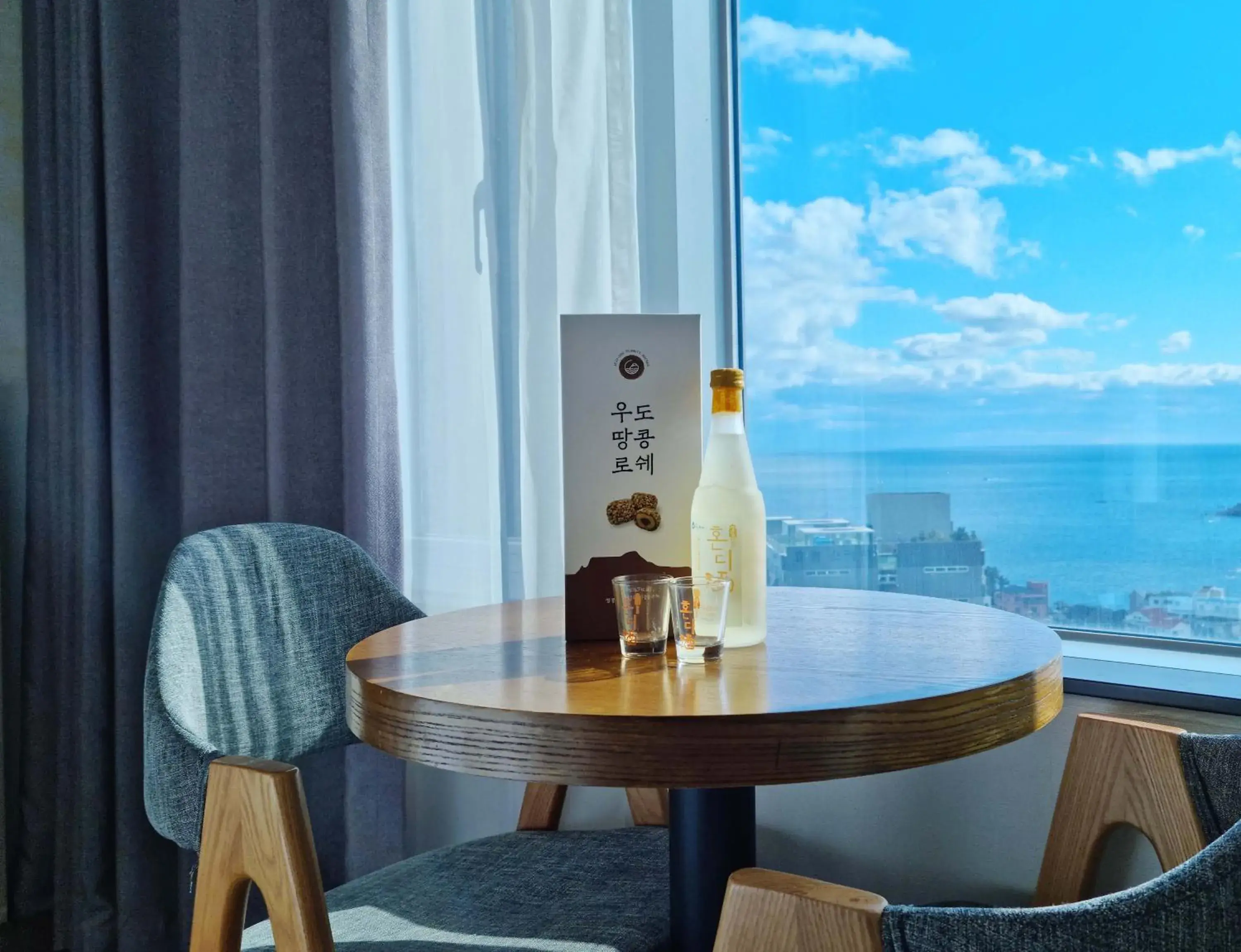 Alcoholic drinks in The First70 Hotel