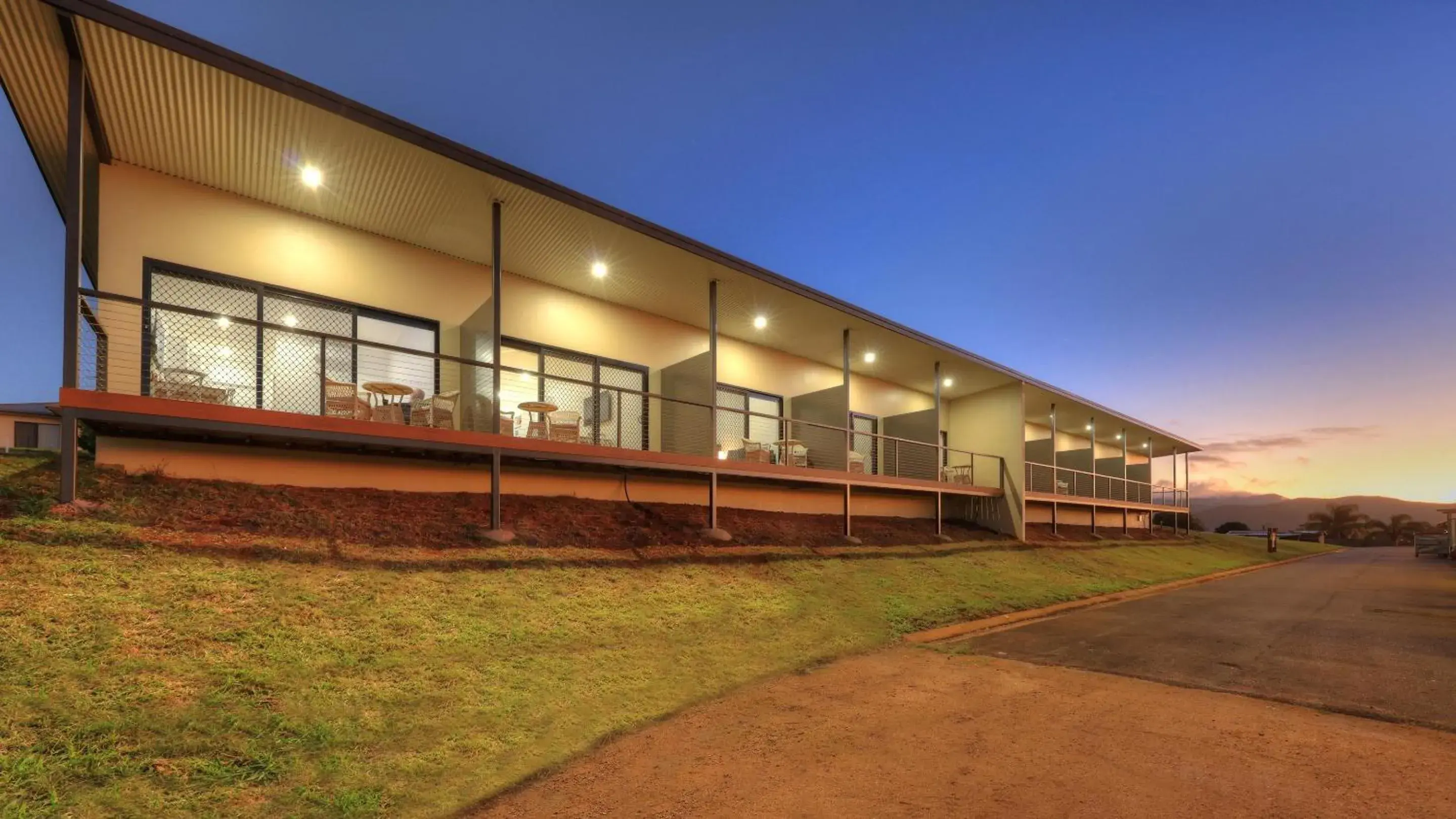 Balcony/Terrace, Property Building in Atherton Motel