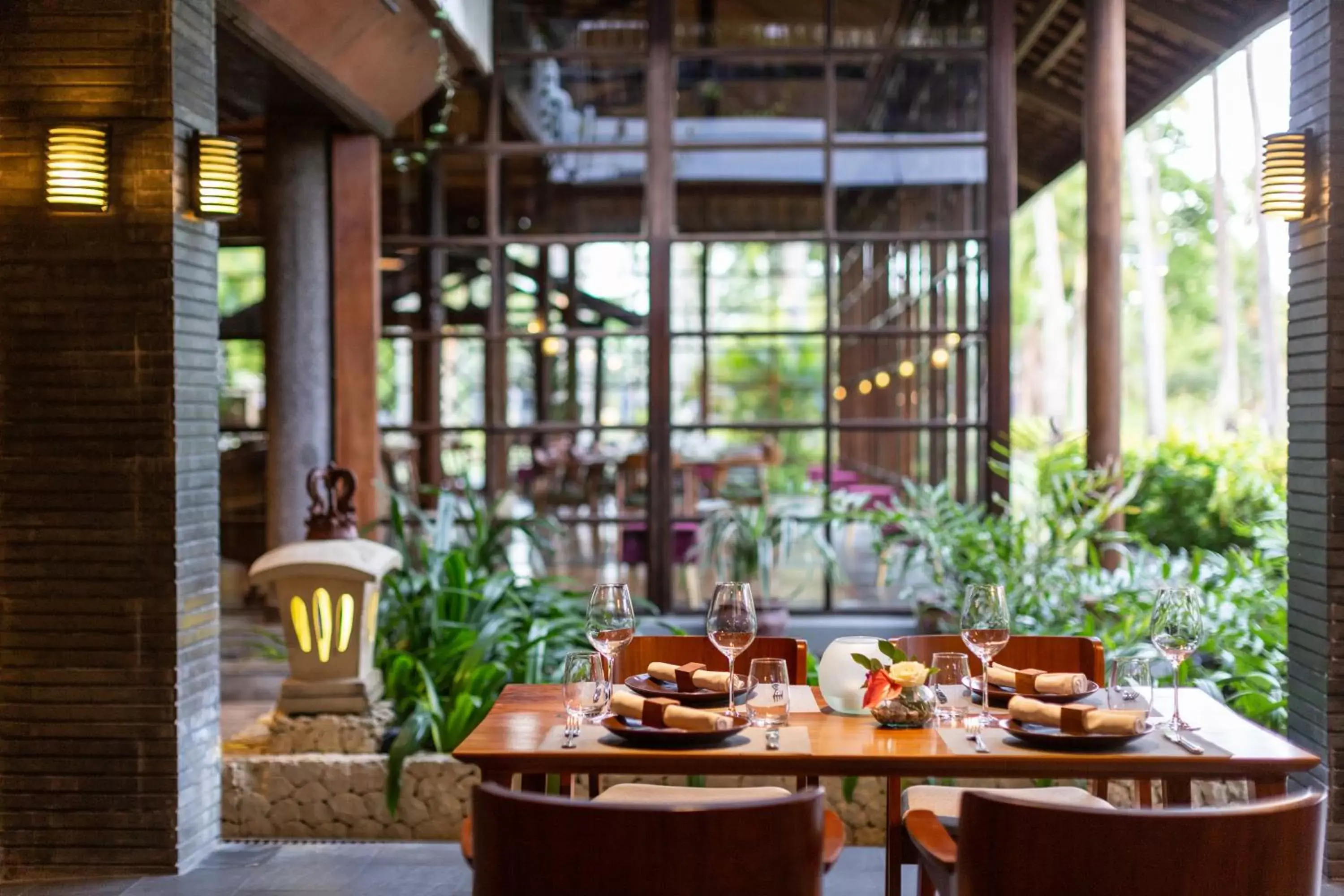 Restaurant/Places to Eat in Melia Bali