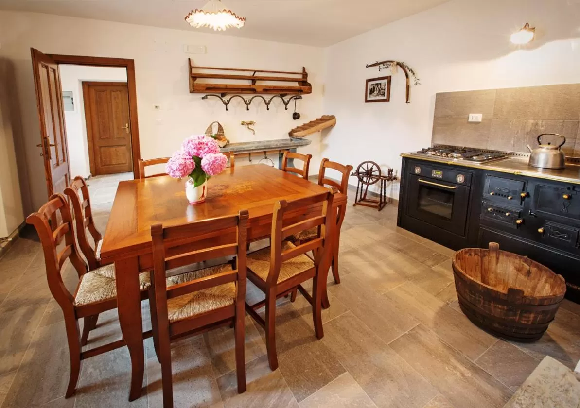 Dining area in Albergo Diffuso Tolmezzo