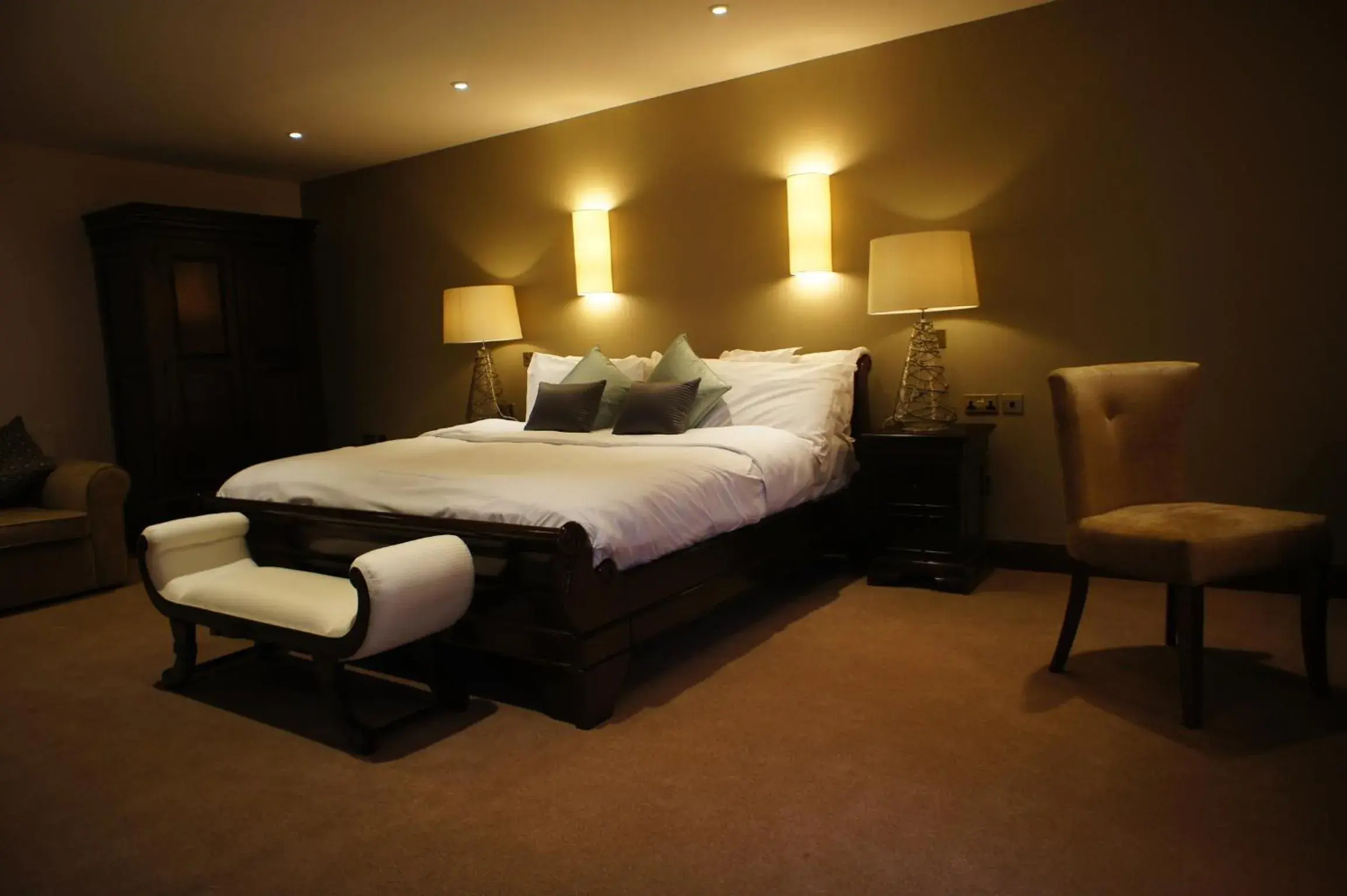 Photo of the whole room, Bed in Best Western Preston Garstang Country Hotel and Golf Club