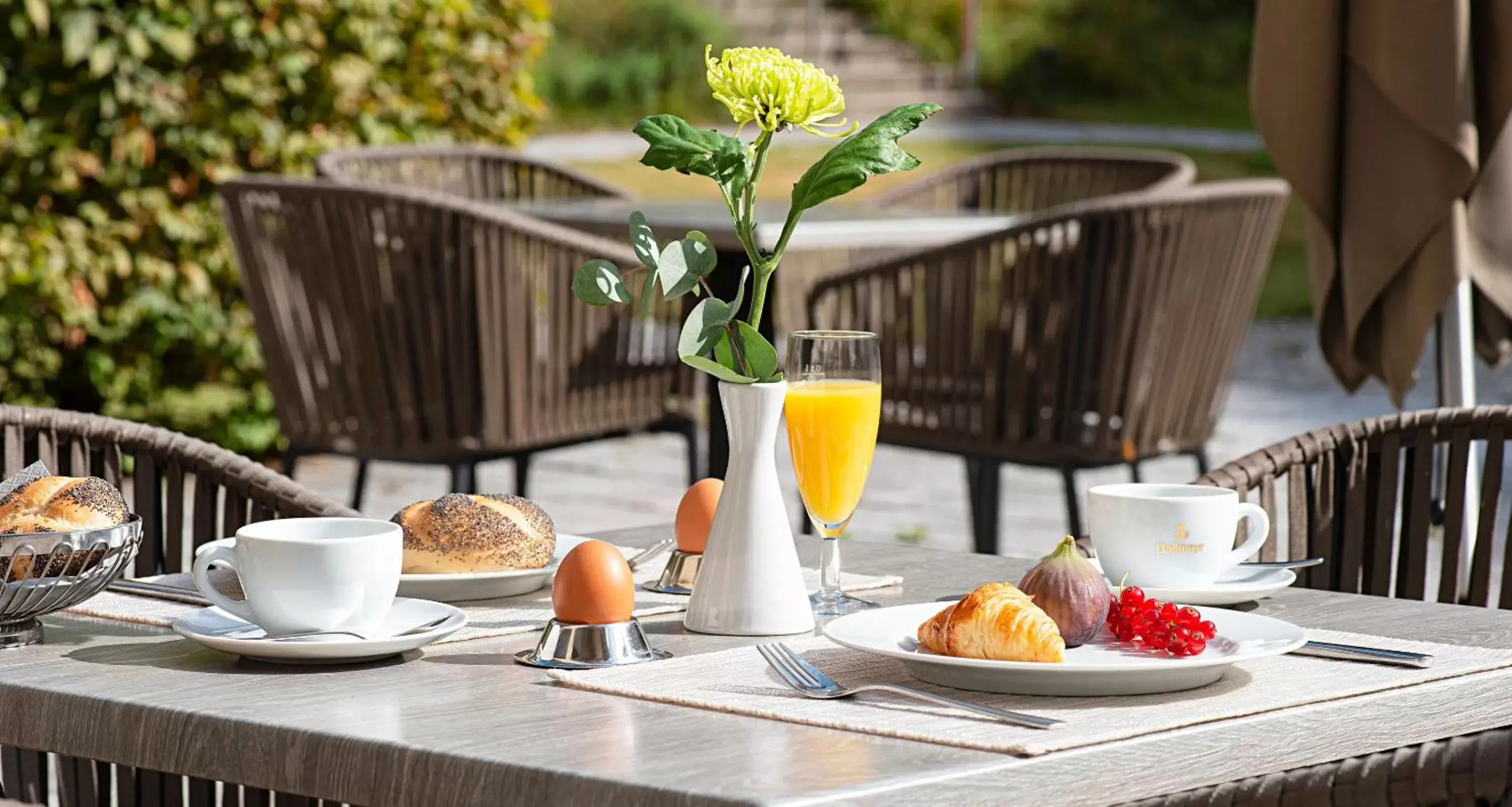 Balcony/Terrace, Breakfast in Victor's Residenz-Hotel Berlin