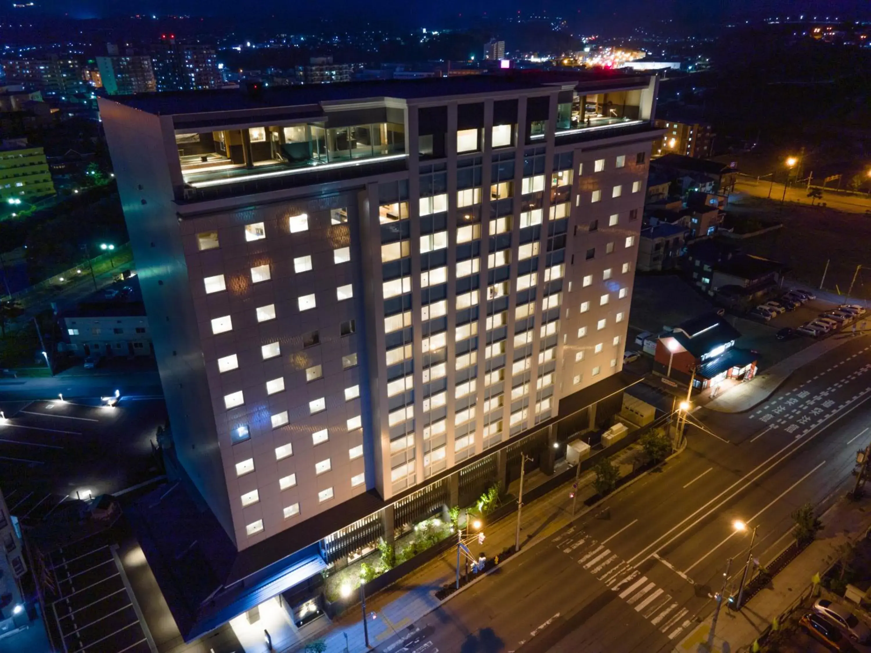 Property building in Hakodate Yunokawa Onsen Umi to Akari Hewitt Resort Property building in Hakodate Yunokawa Onsen Umi to Akari Hewitt Resort