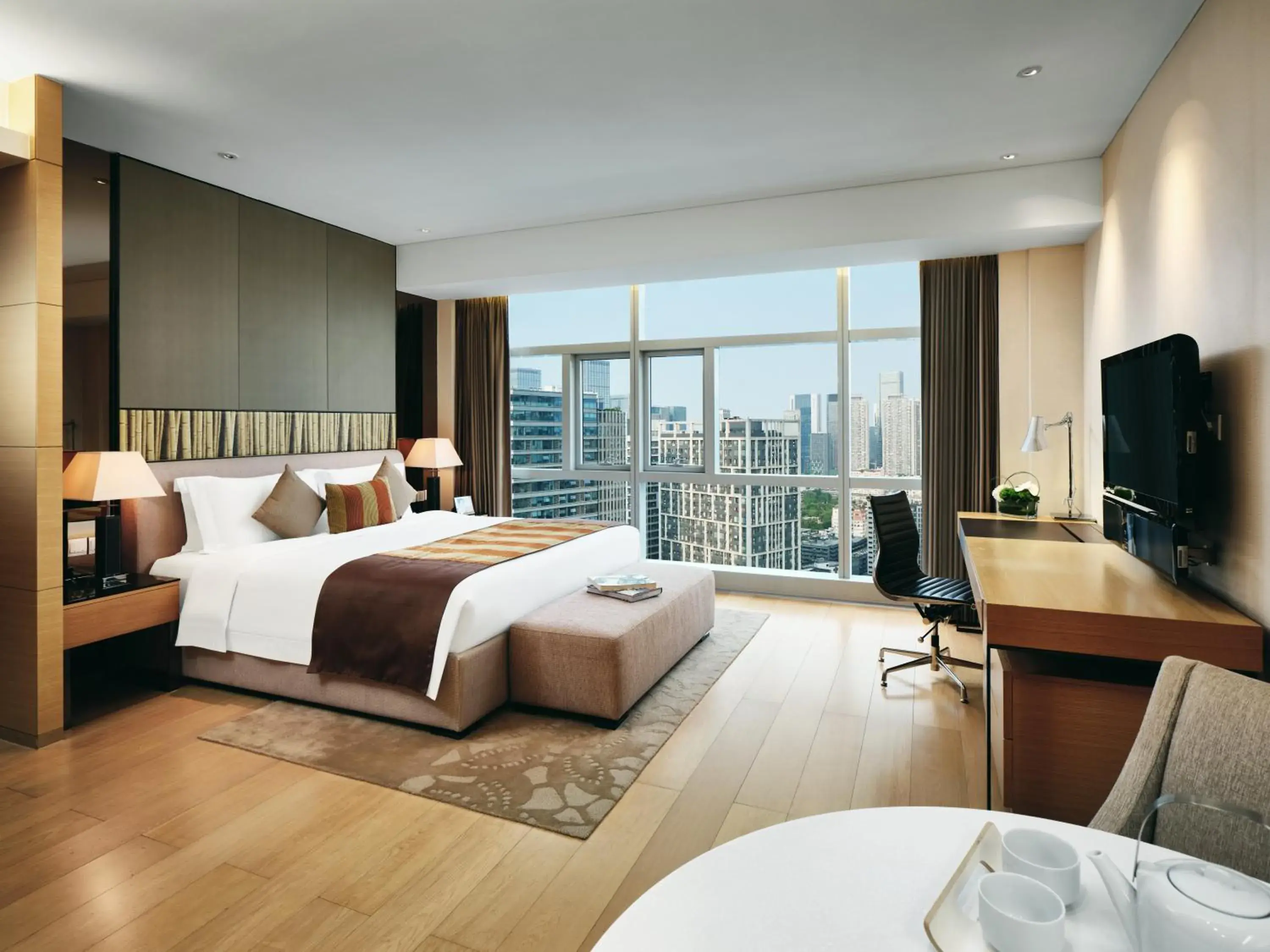 Photo of the whole room, Room Photo in Intercontinental Residences Chengdu City Center