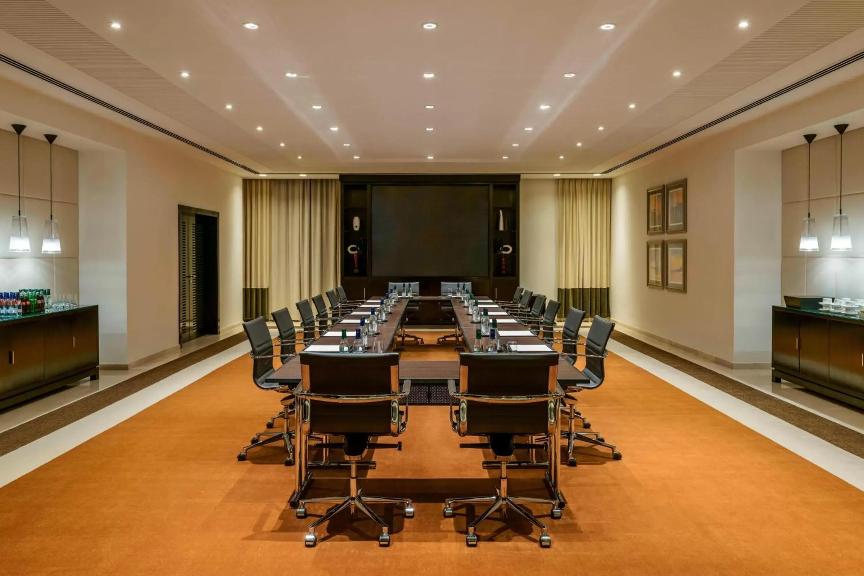 Meeting/conference room in Grosvenor House, a Luxury Collection Hotel, Dubai