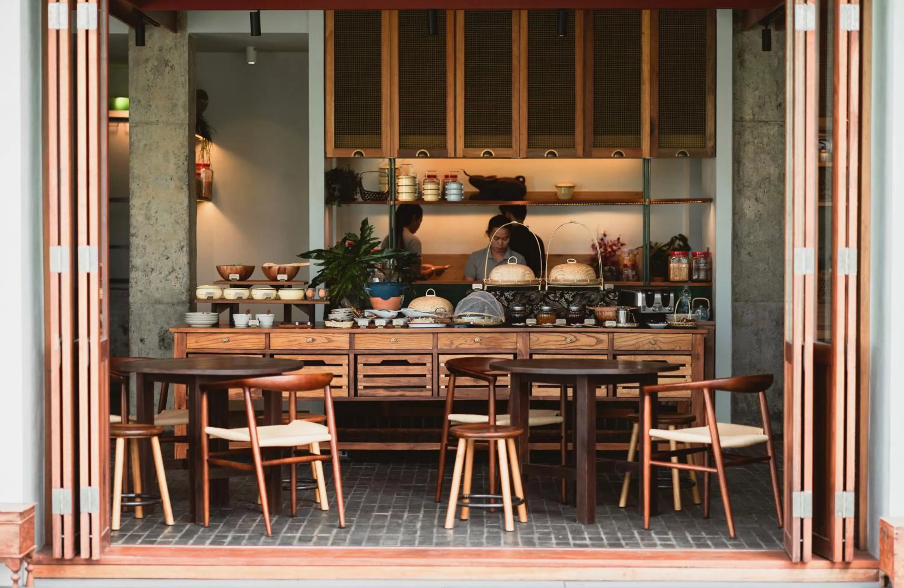 Restaurant/places to eat in Hotel Gahn Khao Lak