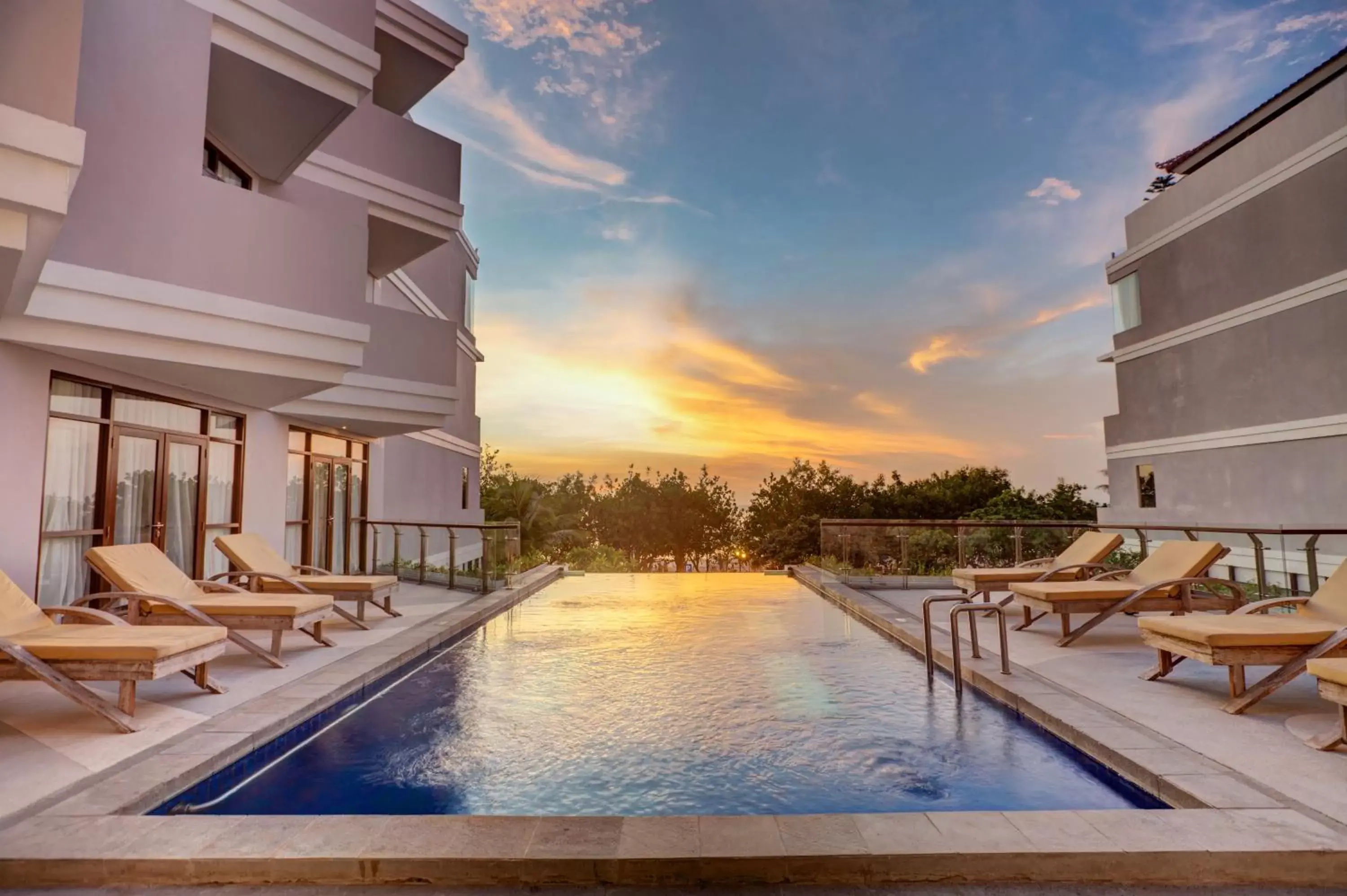 Swimming pool in Wyndham Garden Kuta Beach Bali Swimming pool in Wyndham Garden Kuta Beach Bali