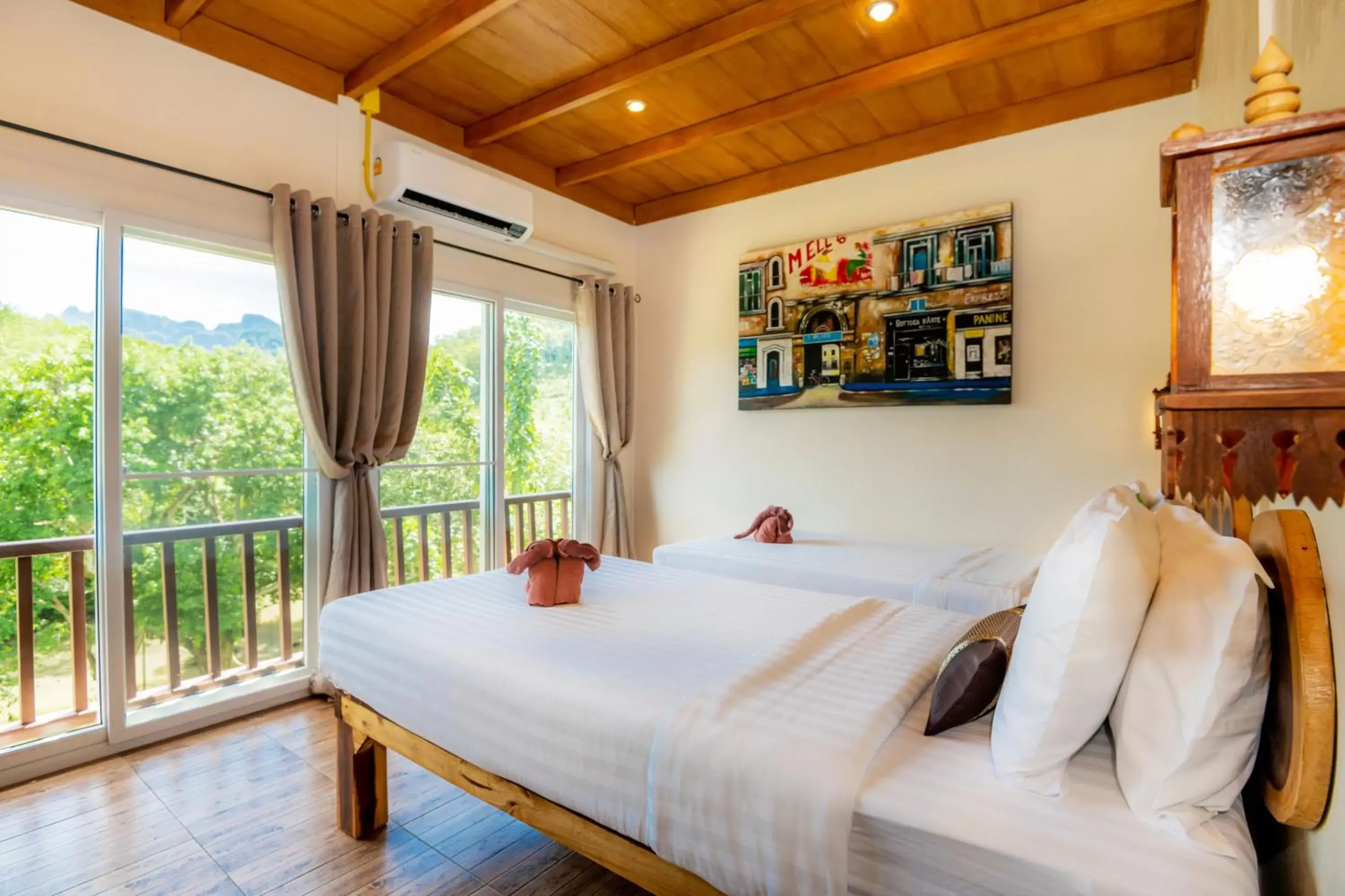 Bedroom in Khao Sok River Home Resort