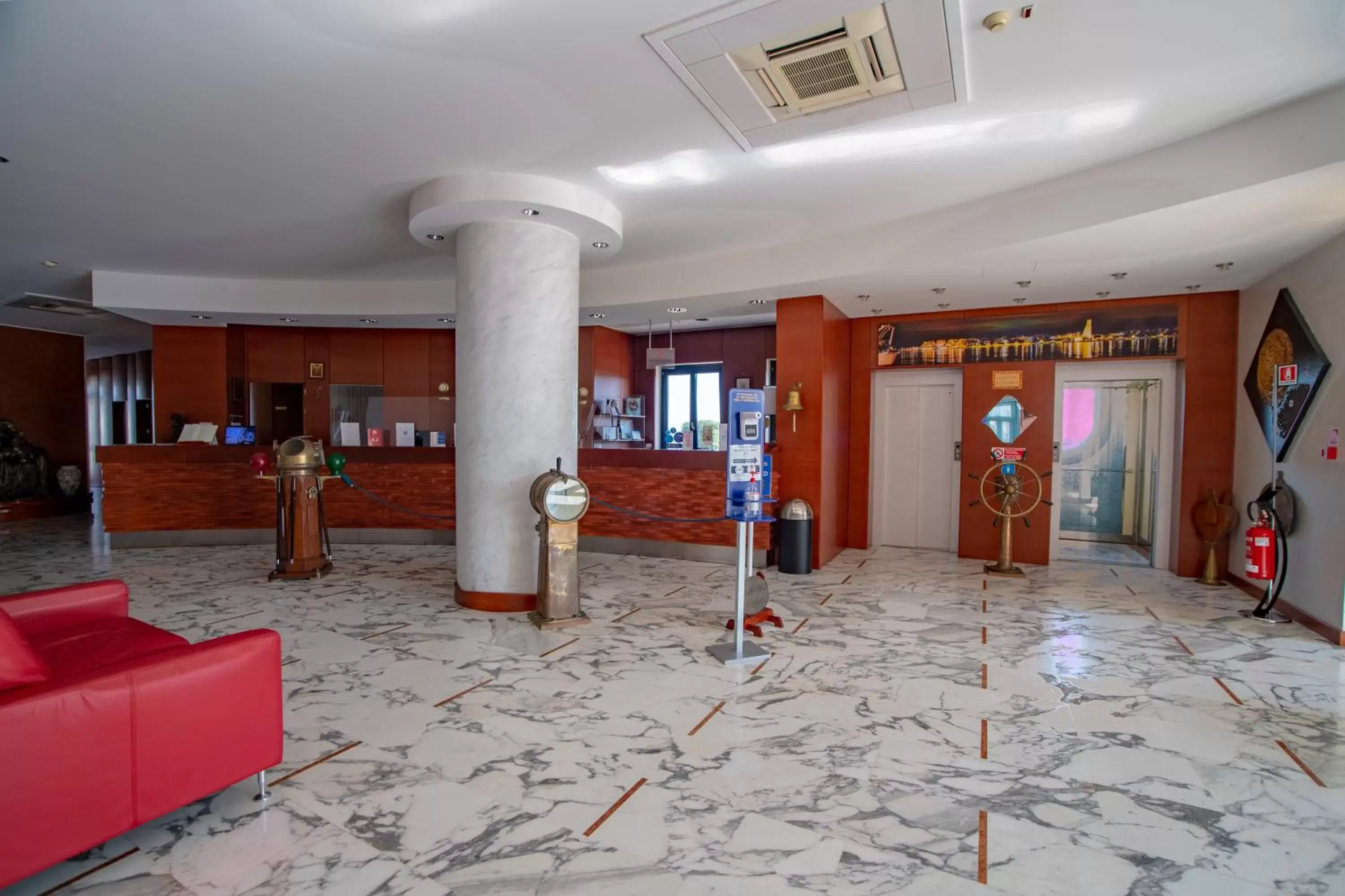 Lobby/Reception in Best Western Hotel Nettuno