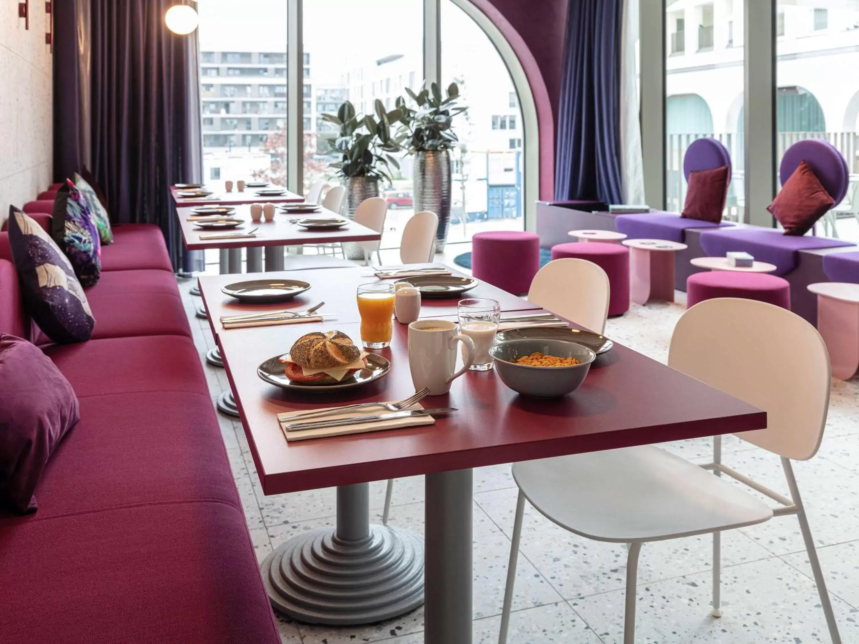 Restaurant/places to eat in ibis Styles Muenchen Perlach