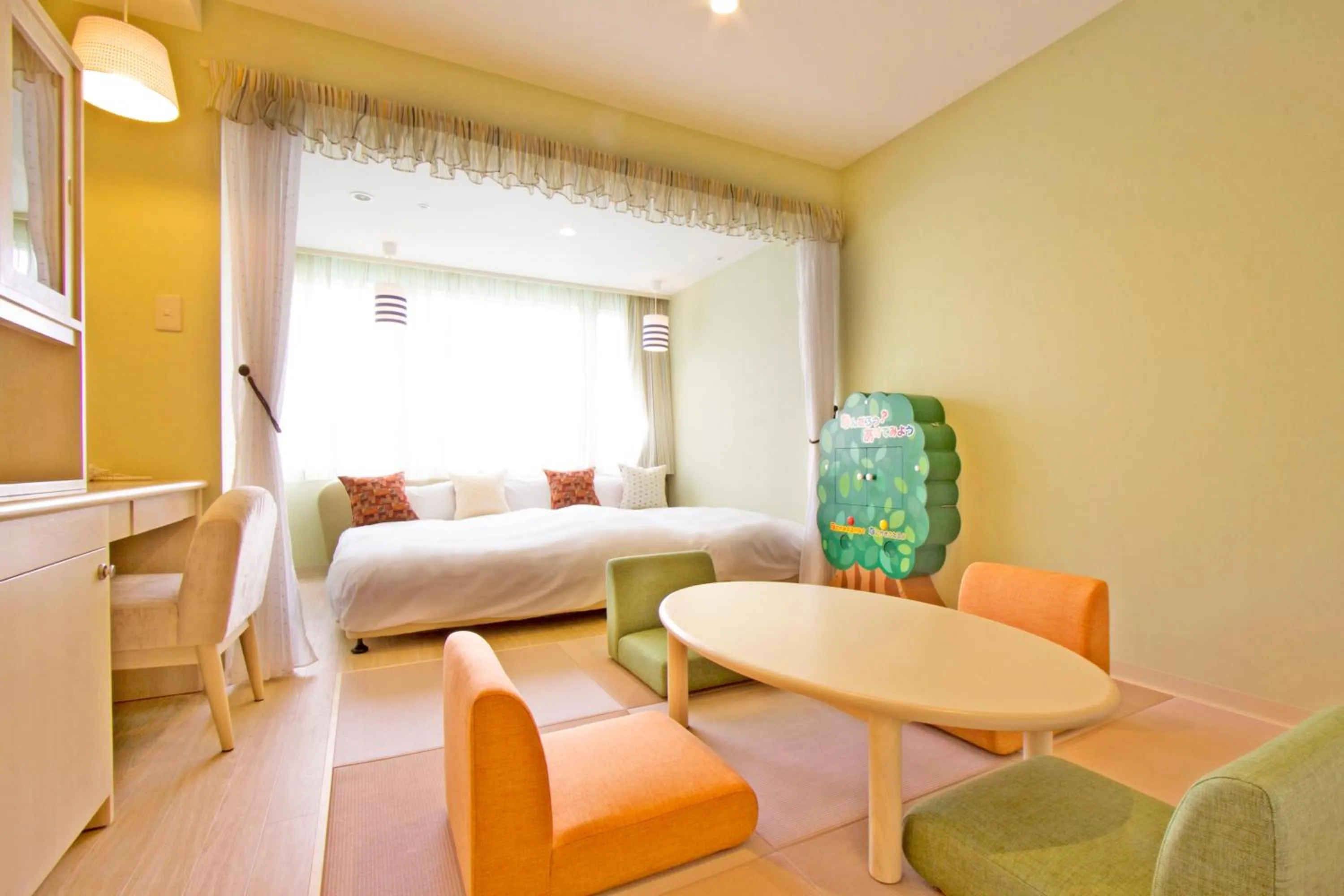 Spring, Bed in Hotel Epinard Nasu