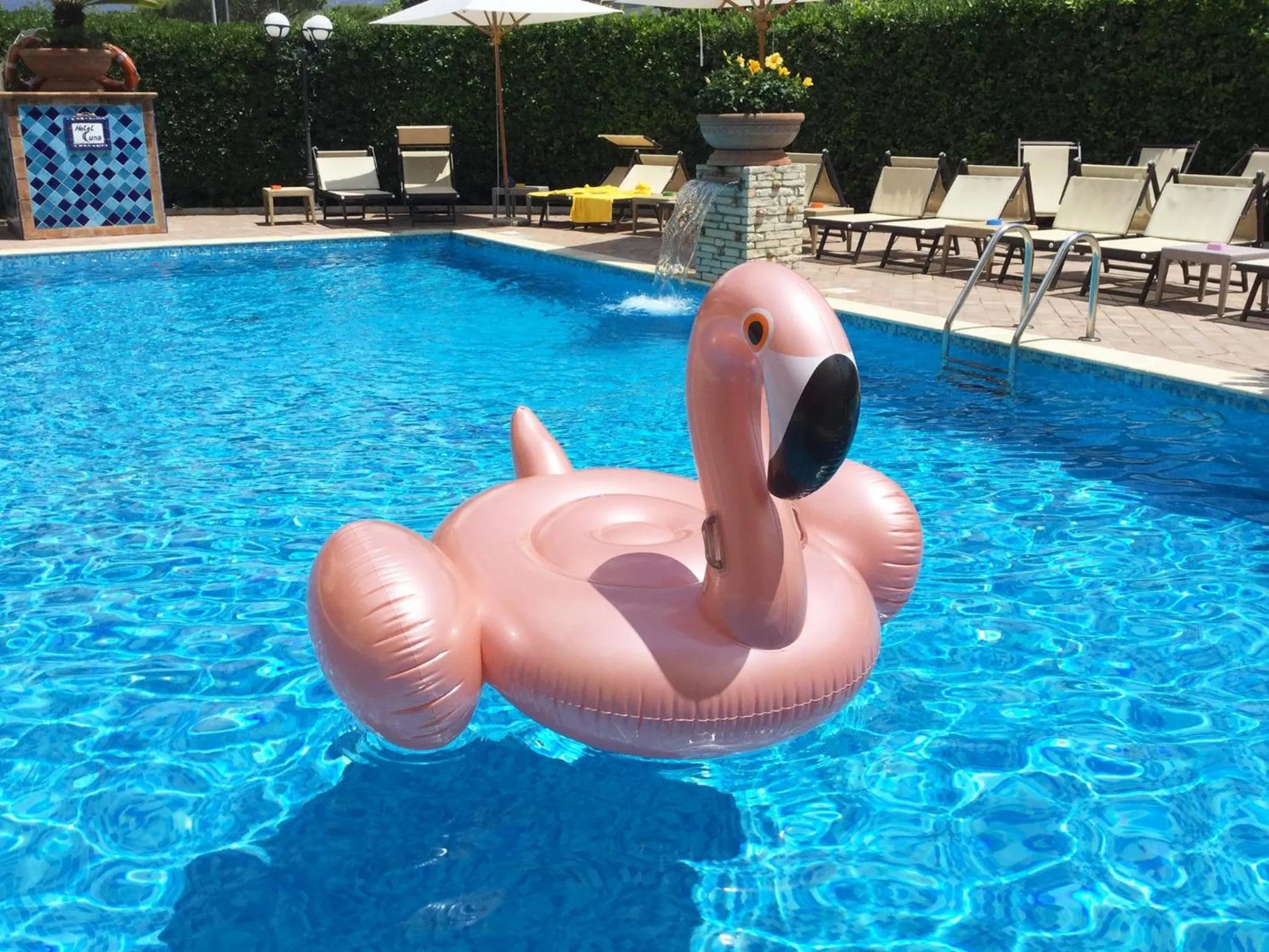 Swimming pool in Hotel Luna