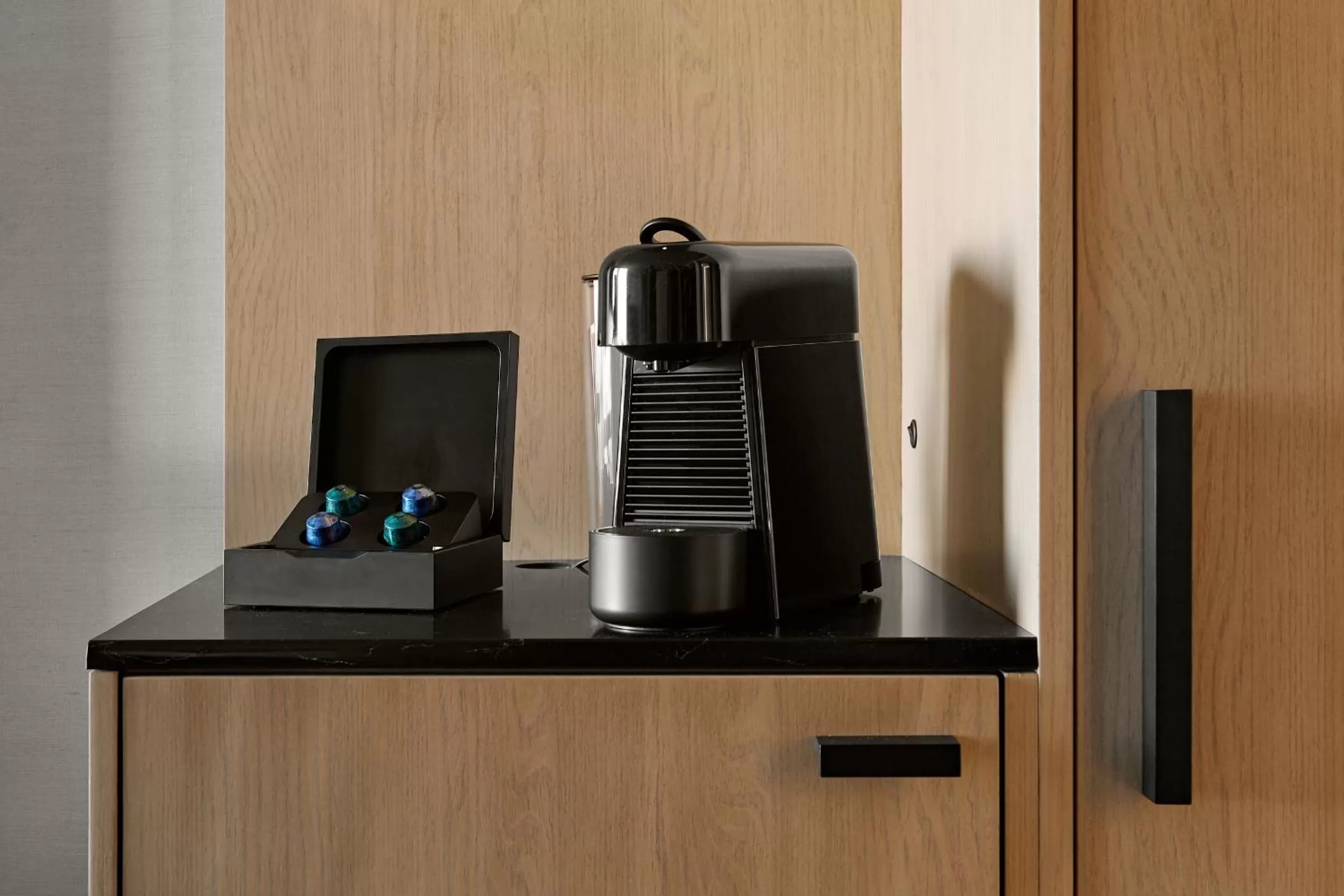 Coffee/tea facilities in Hôtel MOCO Valleyfield