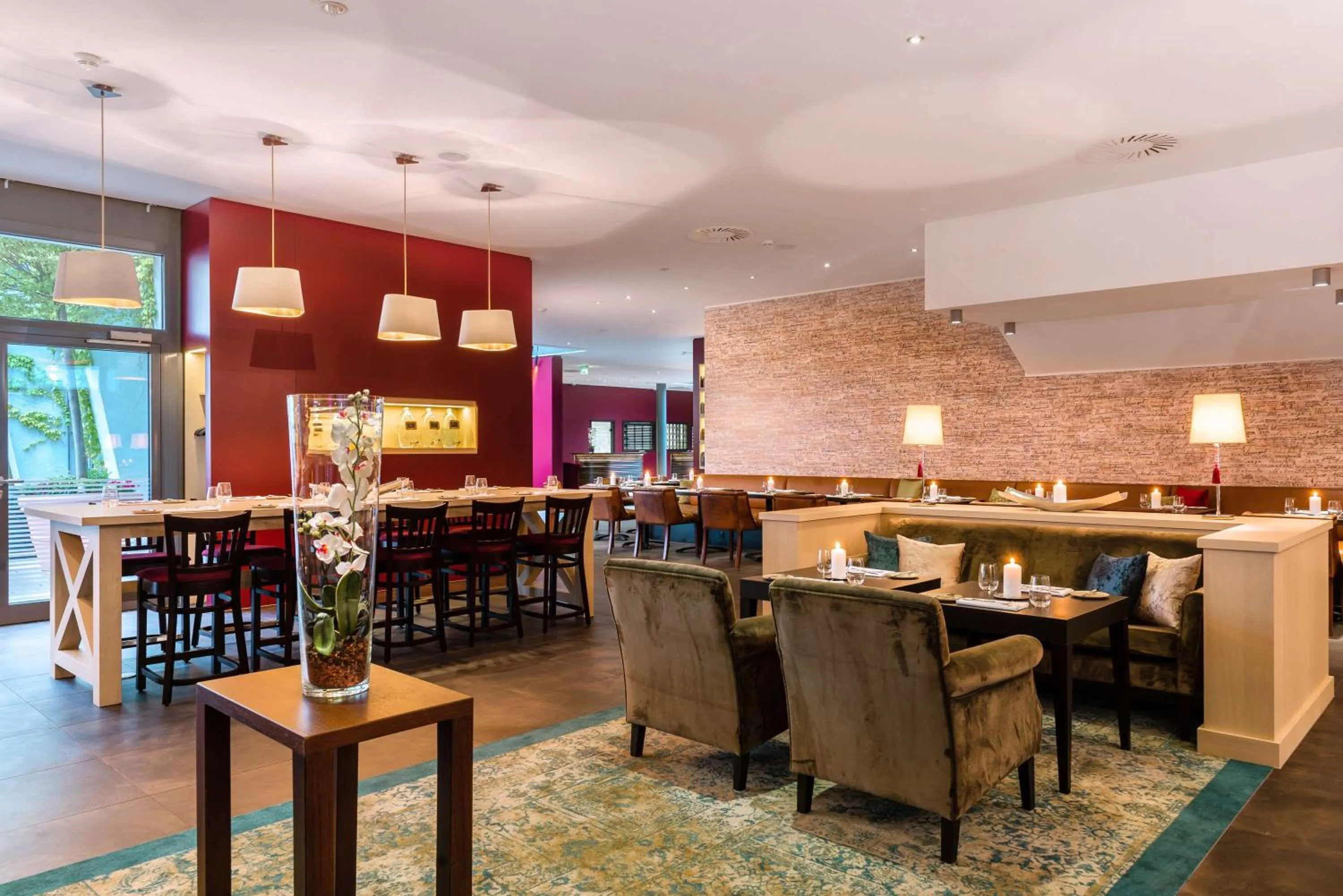 Restaurant/places to eat in Park Plaza Trier