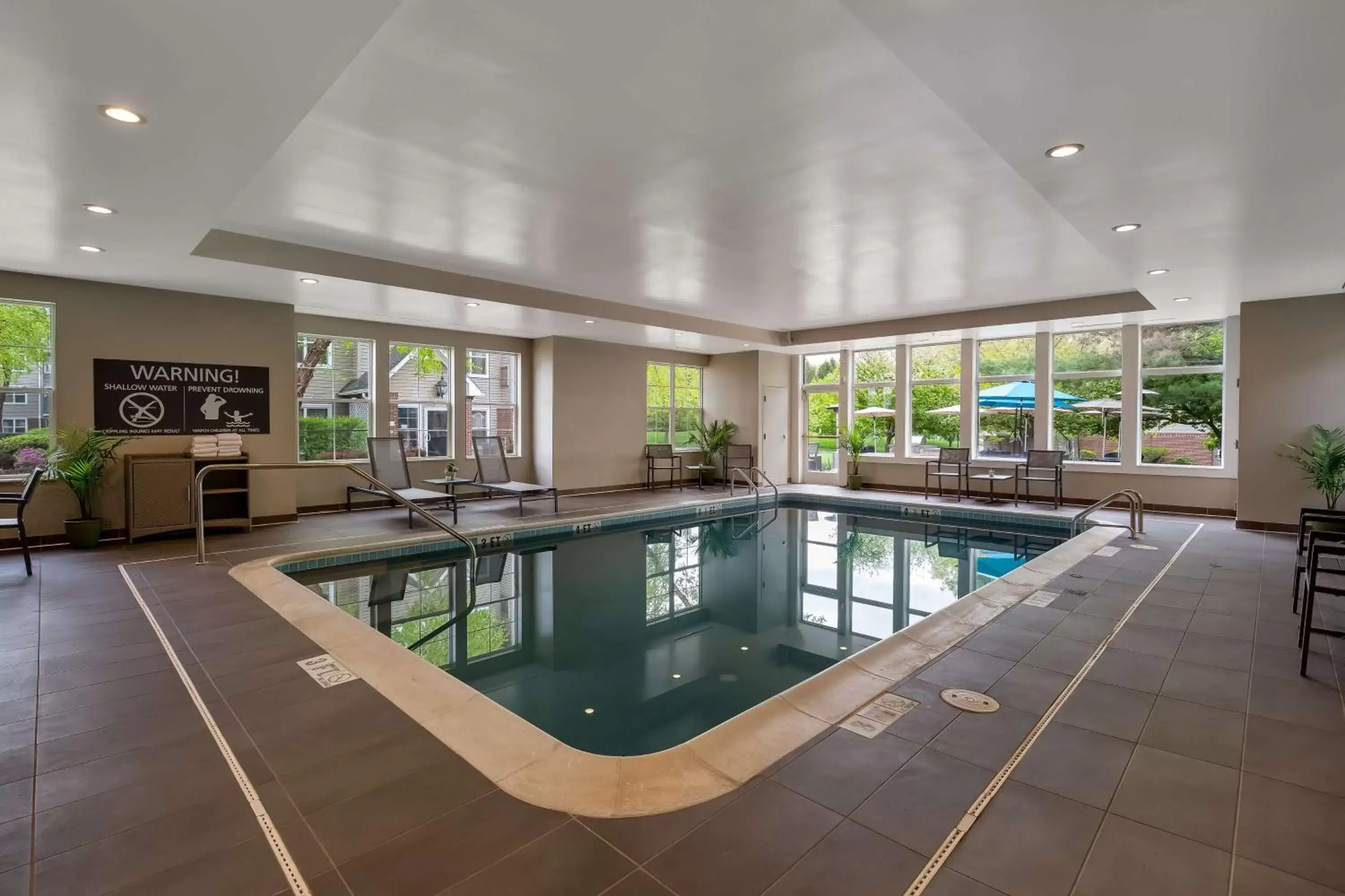 Pool view, Swimming Pool in Sonesta ES Suites Parsippany Morris Plains