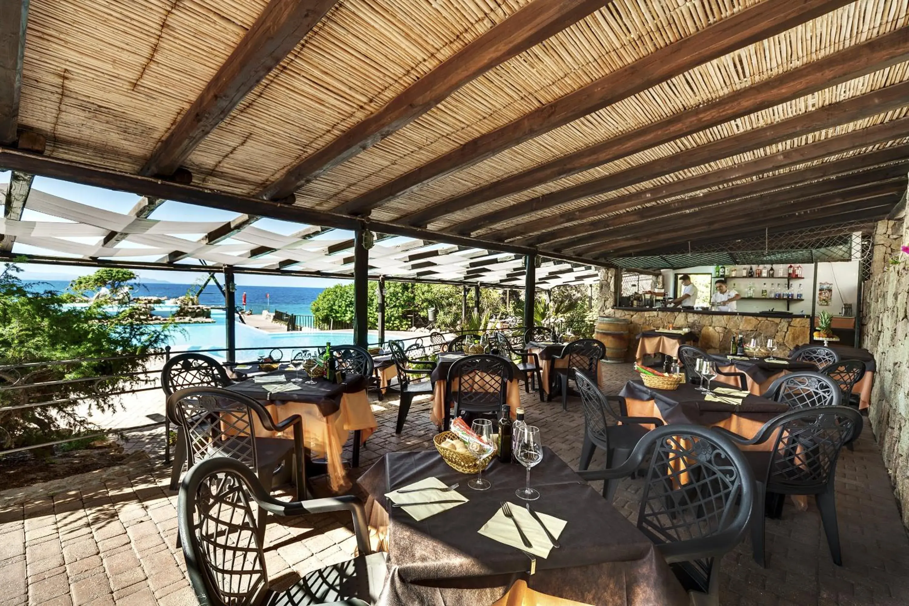 Lounge or bar, Restaurant/Places to Eat in Colonna Grand Hotel Capo Testa